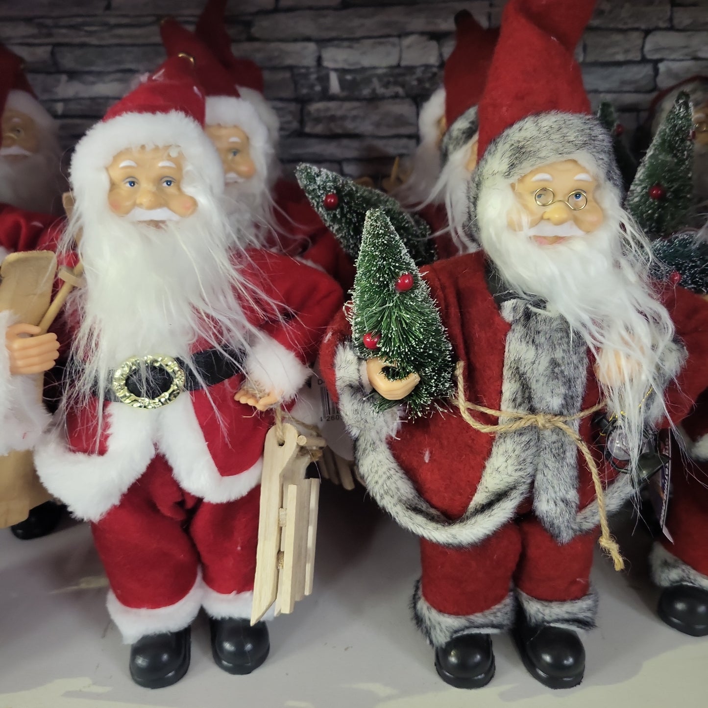 Weihnachtsmänner 35cm