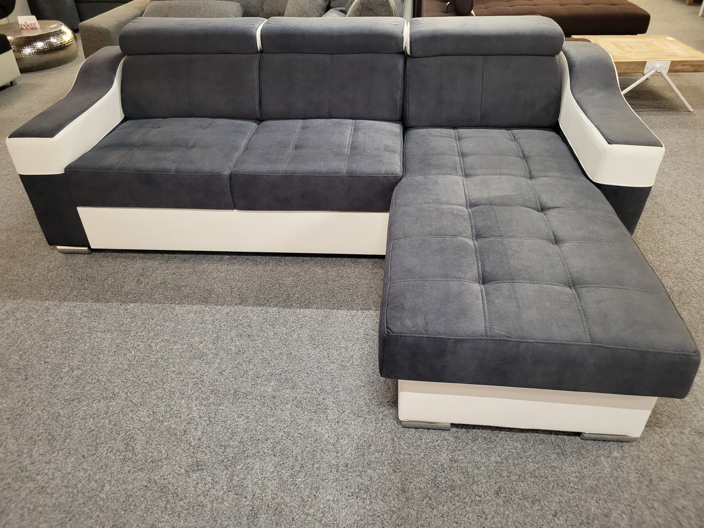 Ecksofa in versch. Farben