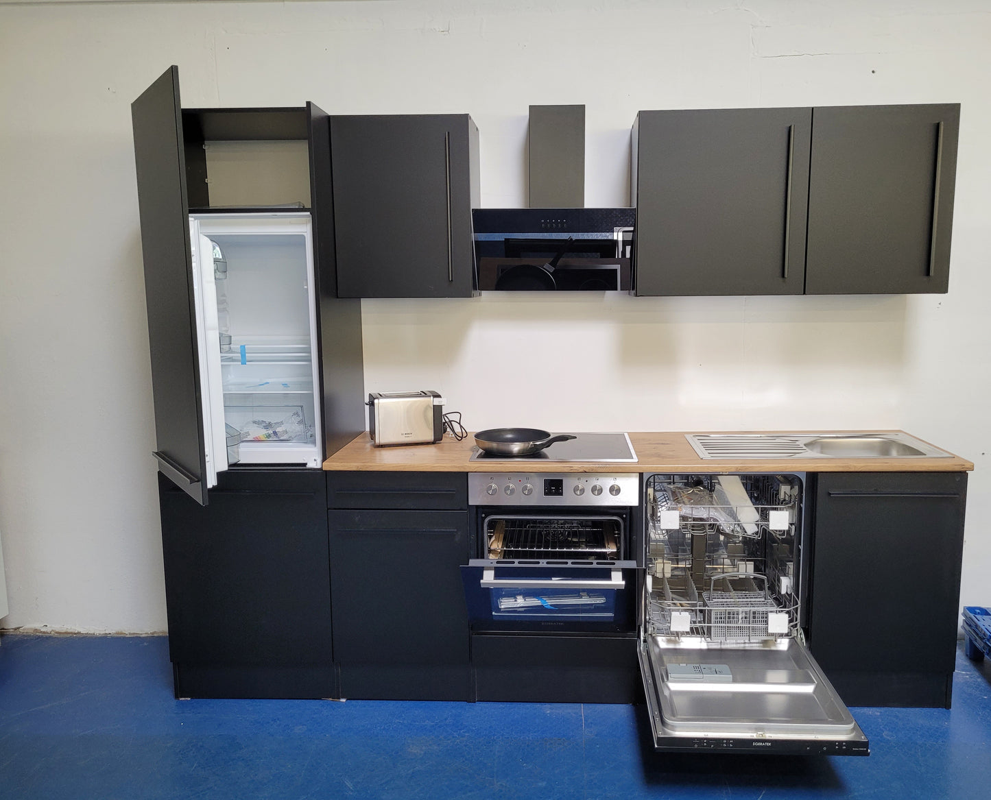 Küche - Küchenblock ohne E-Geräte
