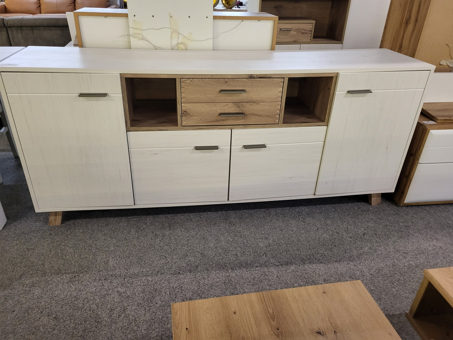 Sideboard