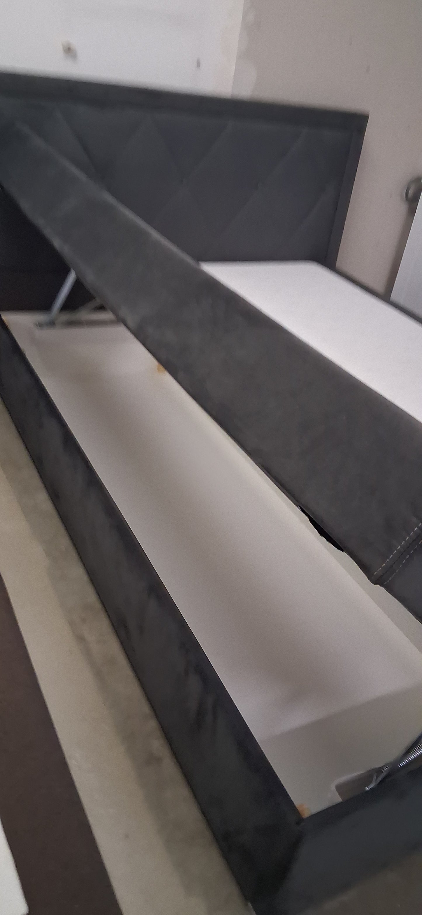 Boxbett 140 x 200 cm 2. Wahl