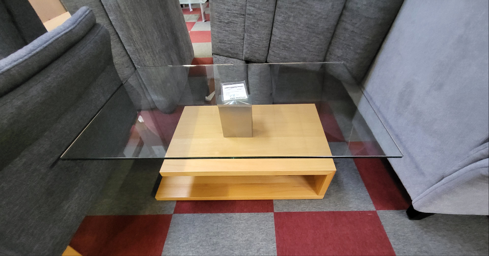 Couchtisch mit Glasplatte Outlet