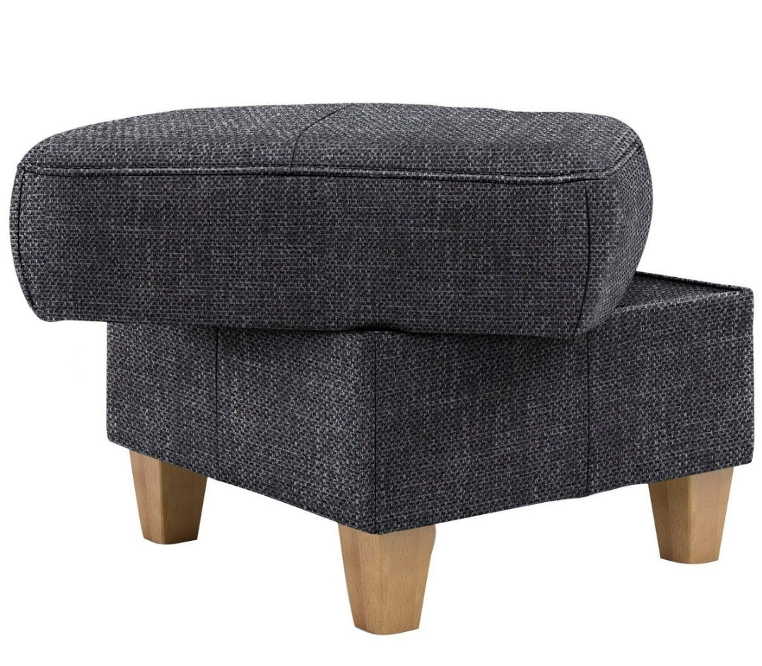 Hocker mit Staufach