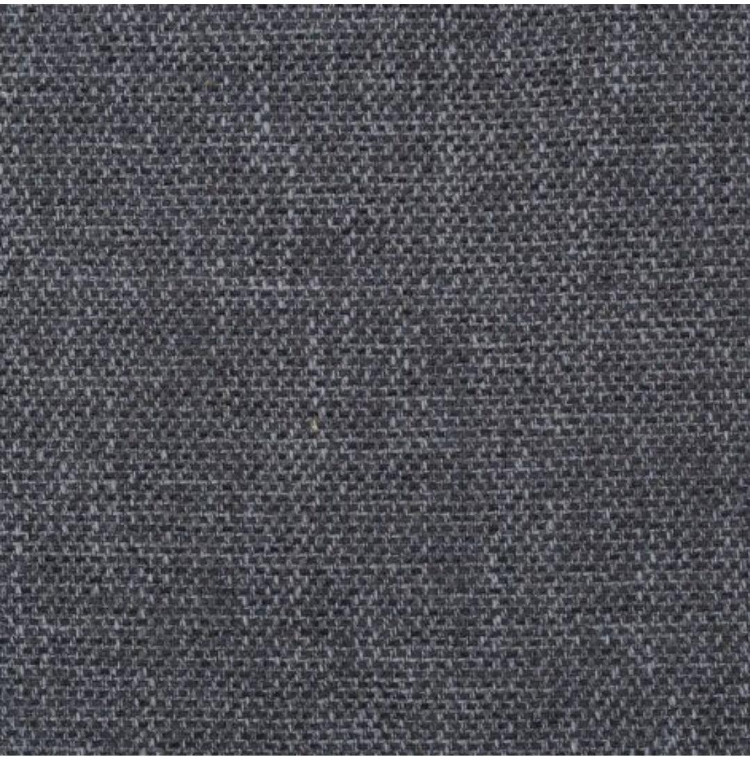 Hocker mit Staufach