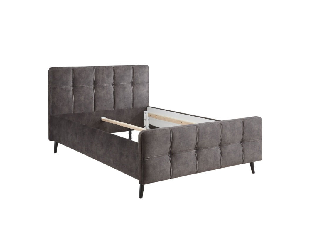 Polsterbett Jahresstart Einzelstück / Posten Aktion