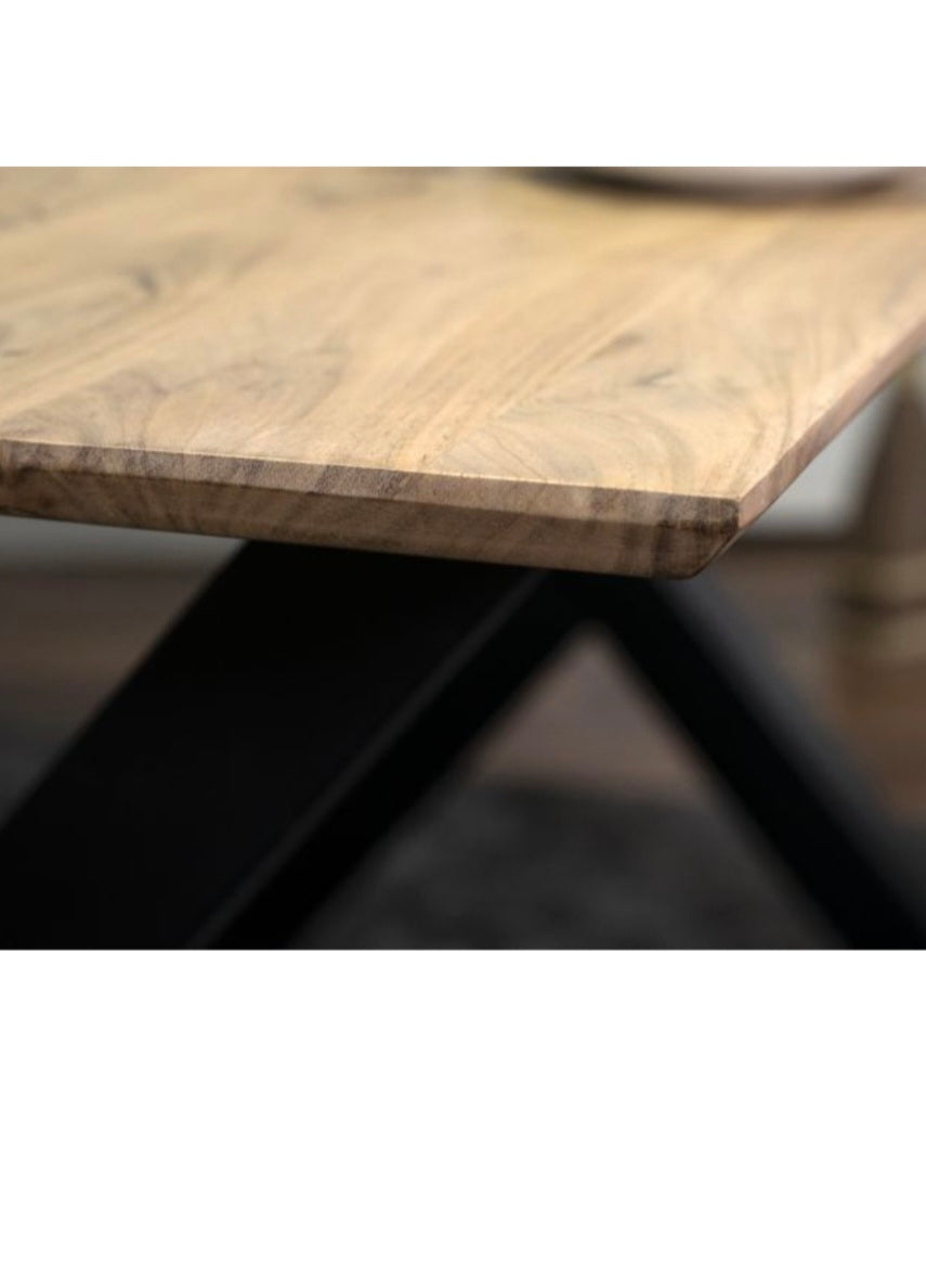 Esstisch mit Schweizer Kante 180x100*