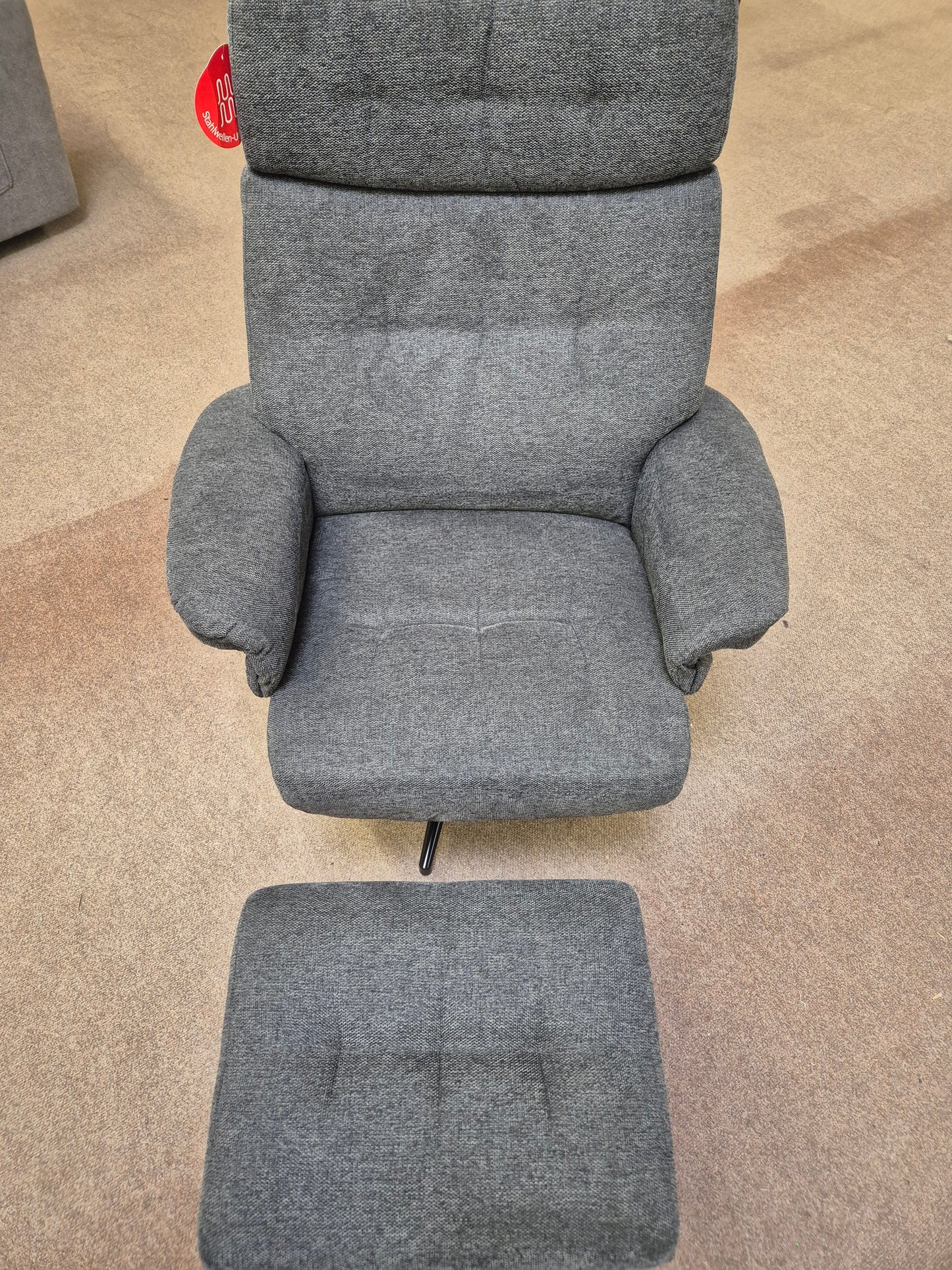 Relaxsessel mit Hocker