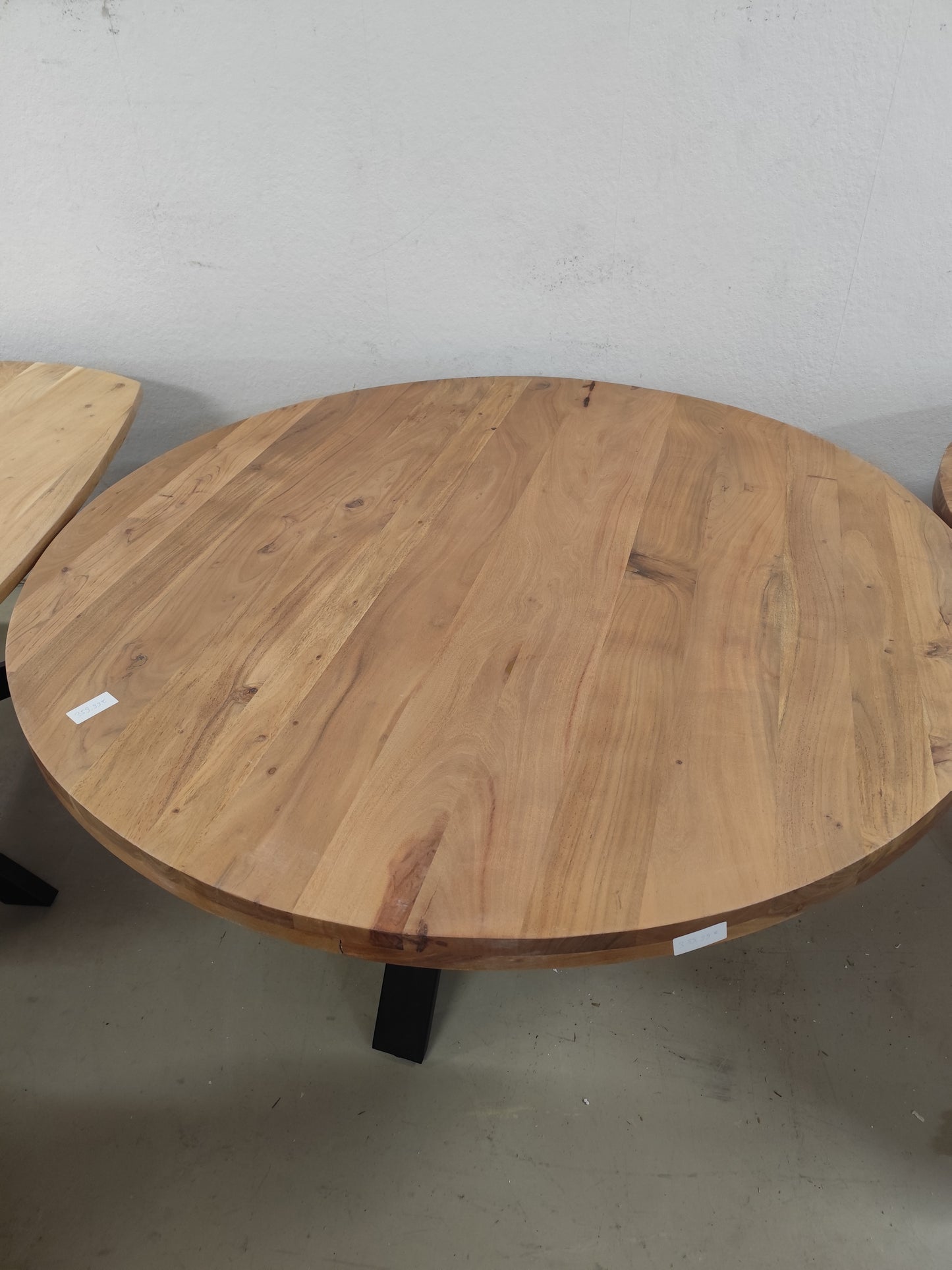 Esstisch Rund *