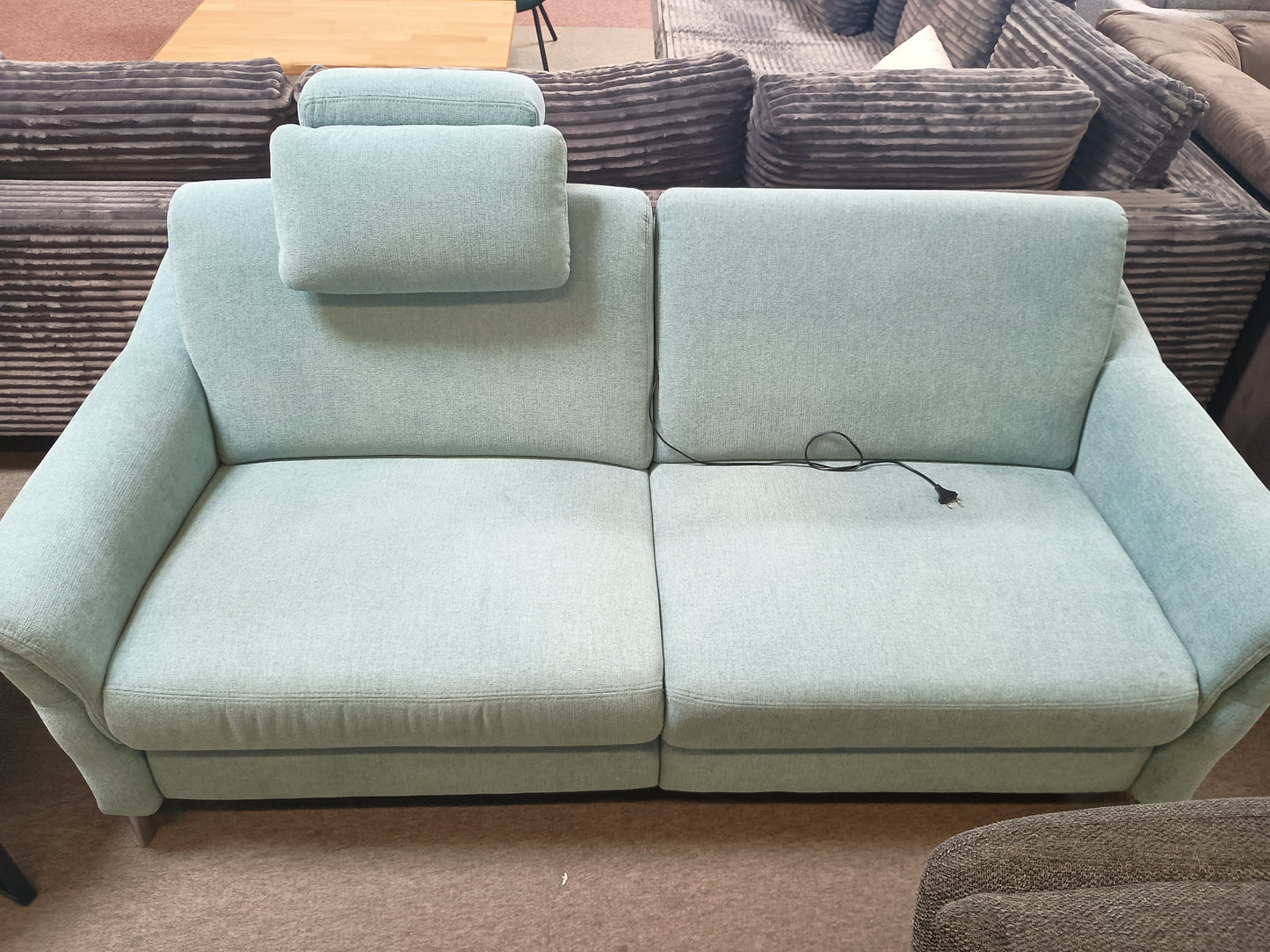 Relaxsofa mit elektrischer Verstellung