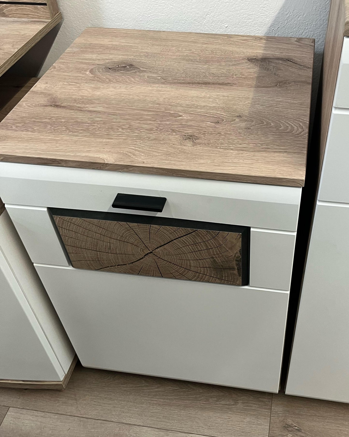 Schrank