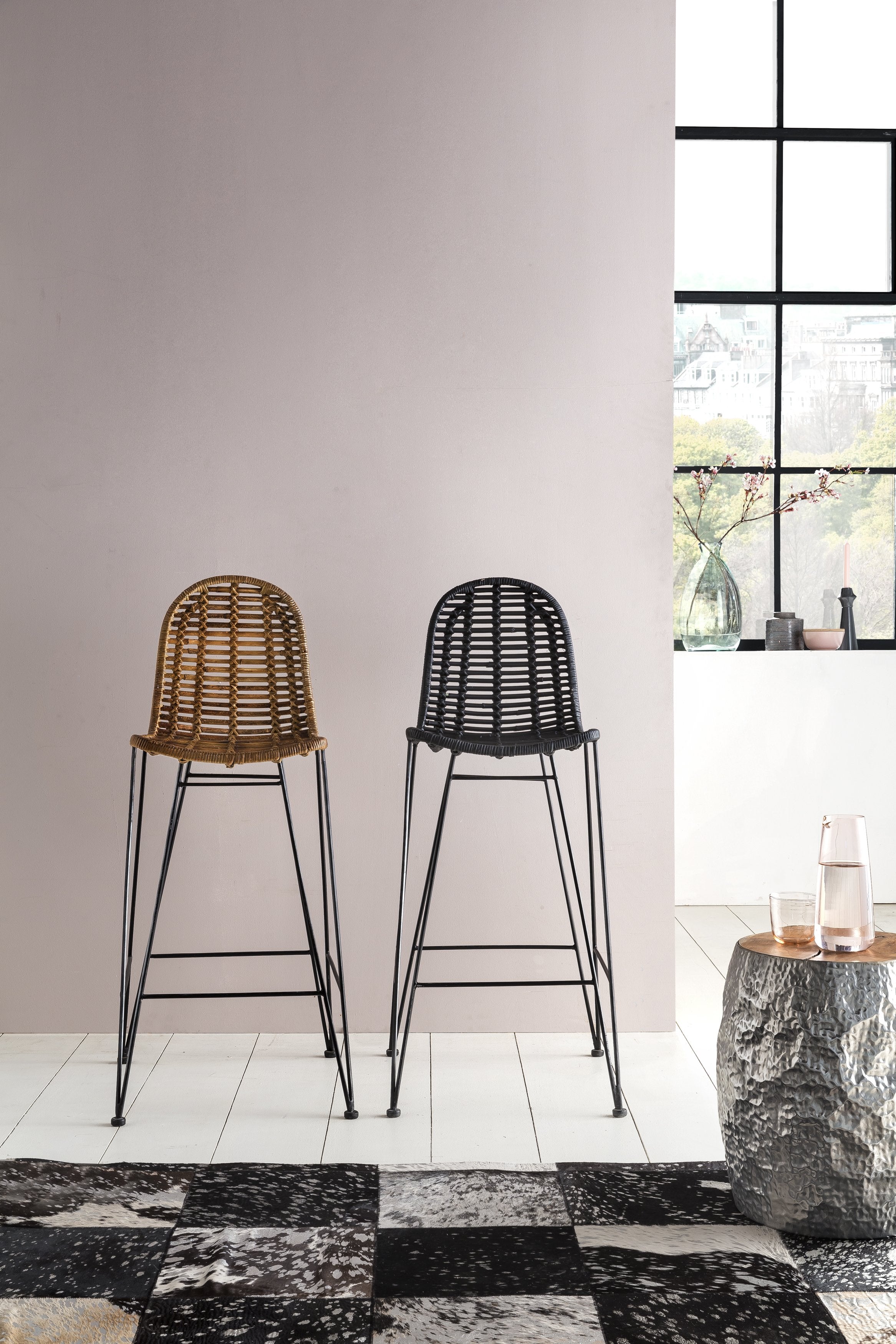 RATTAN Barhocker – Antikschwarz – Bild 2