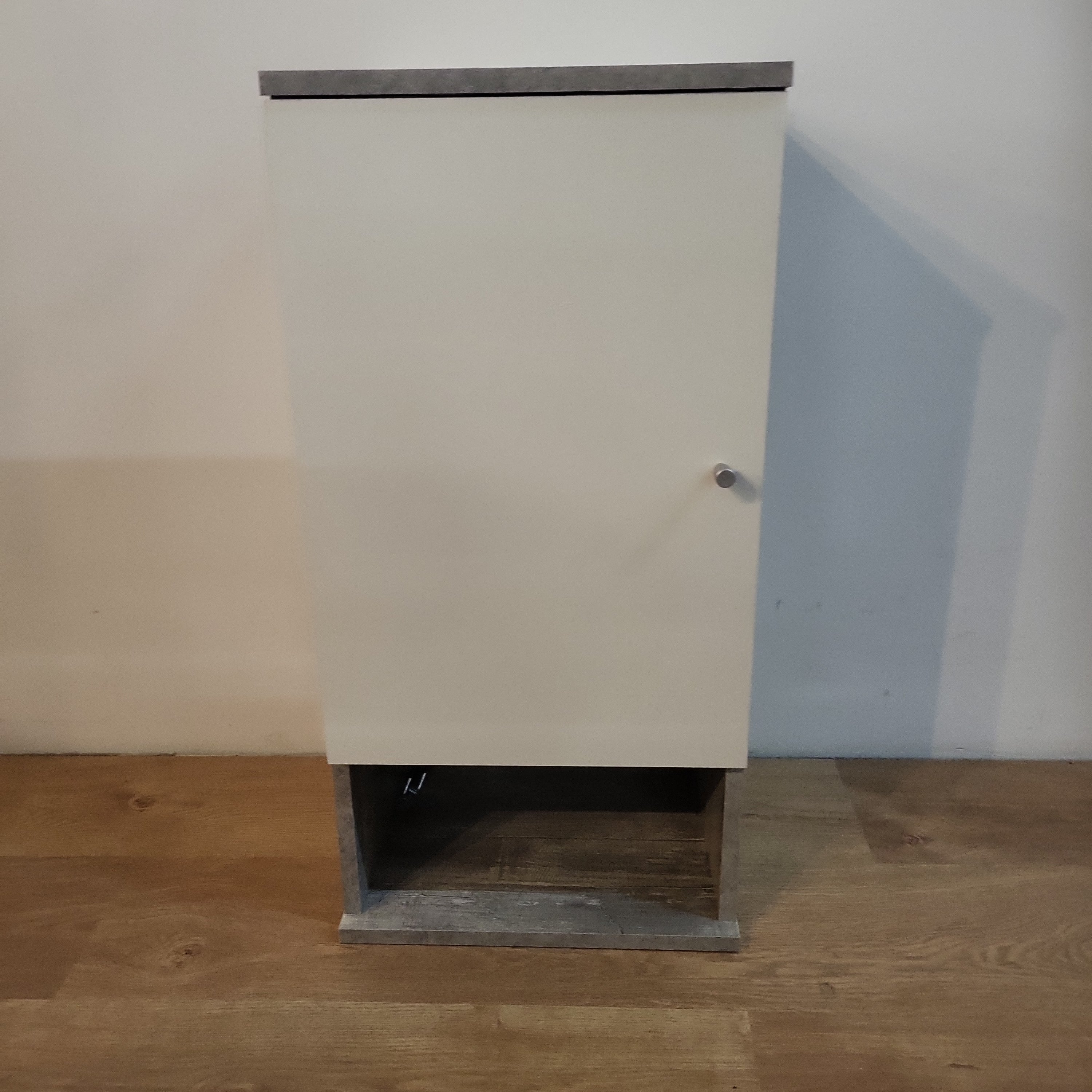 Badezimmer Hängeschrank