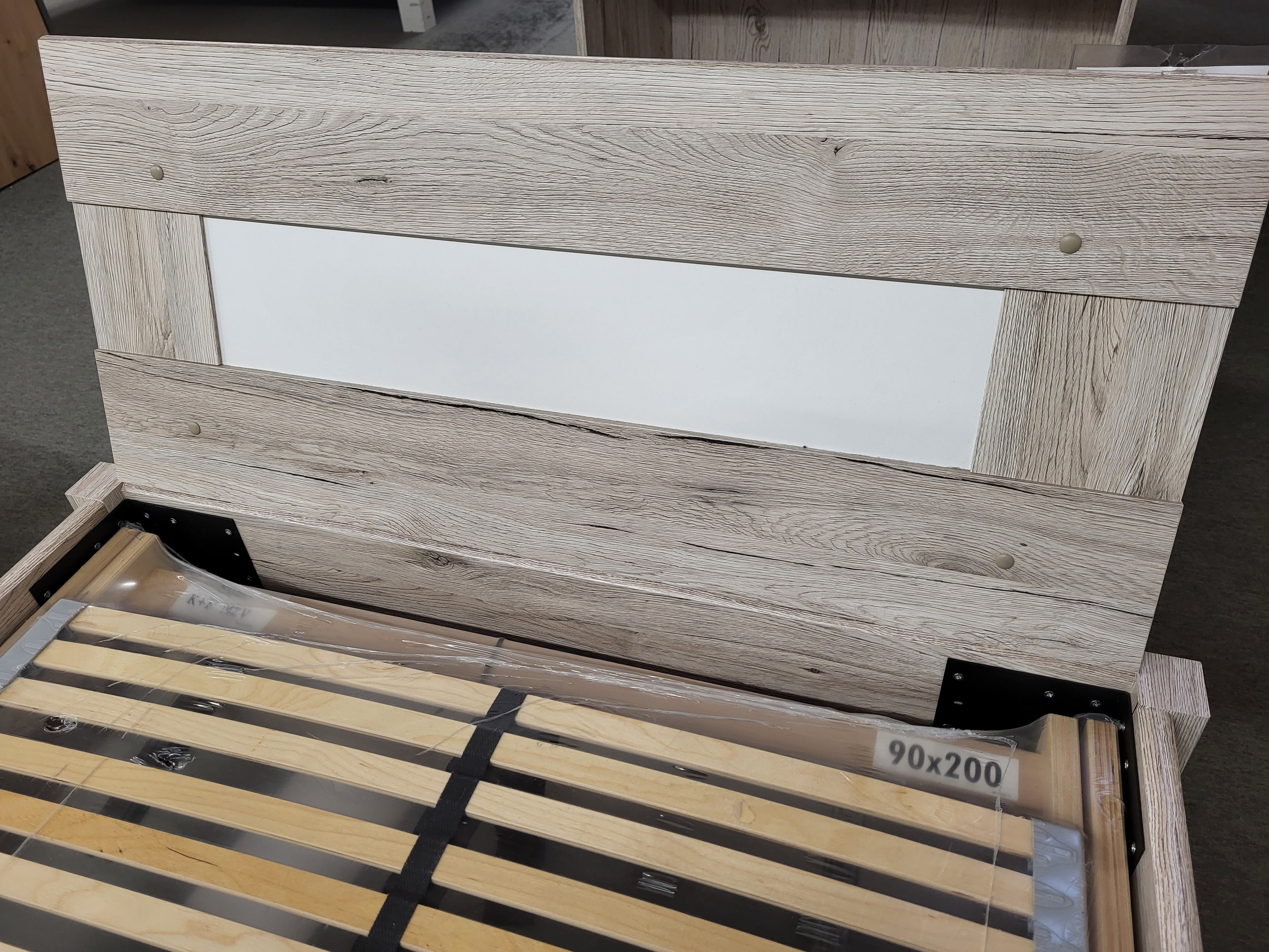 Bettgestell 90 x 200