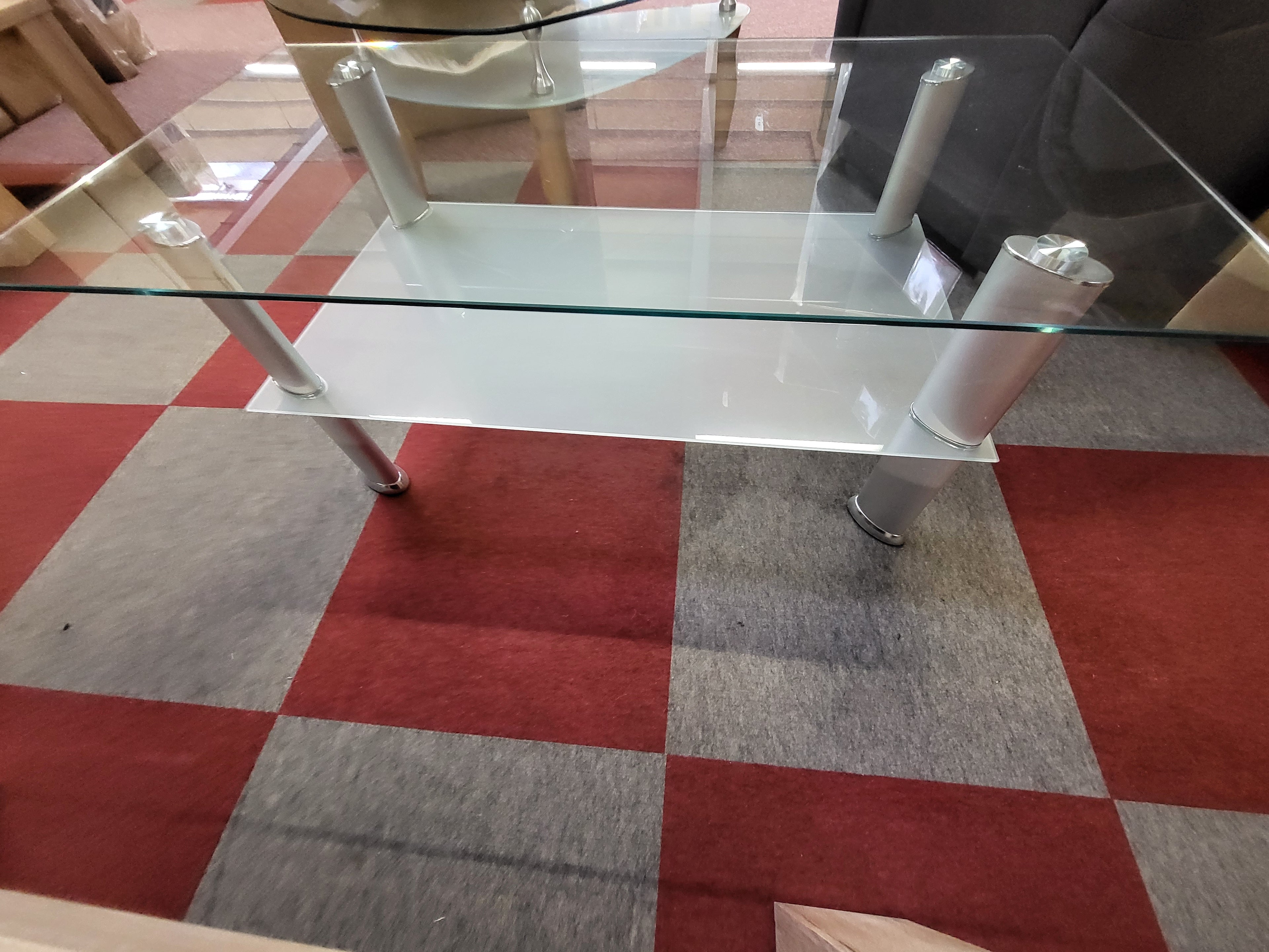 Couchtisch mit Glasplatte Outlet Einzelstück / Posten  Aktion