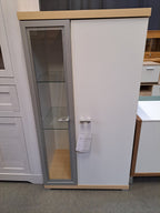 Kleiderschrank / Stauraumschrank