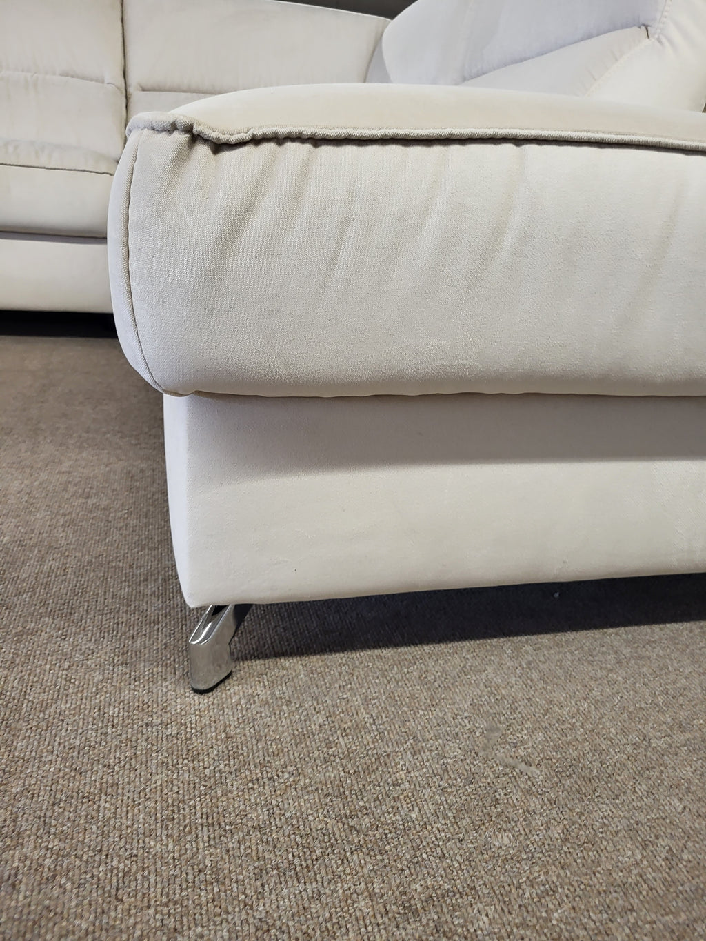 Ecksofa mit Relaxfunktion   Jahresstart Einzelstück / Posten  Aktion