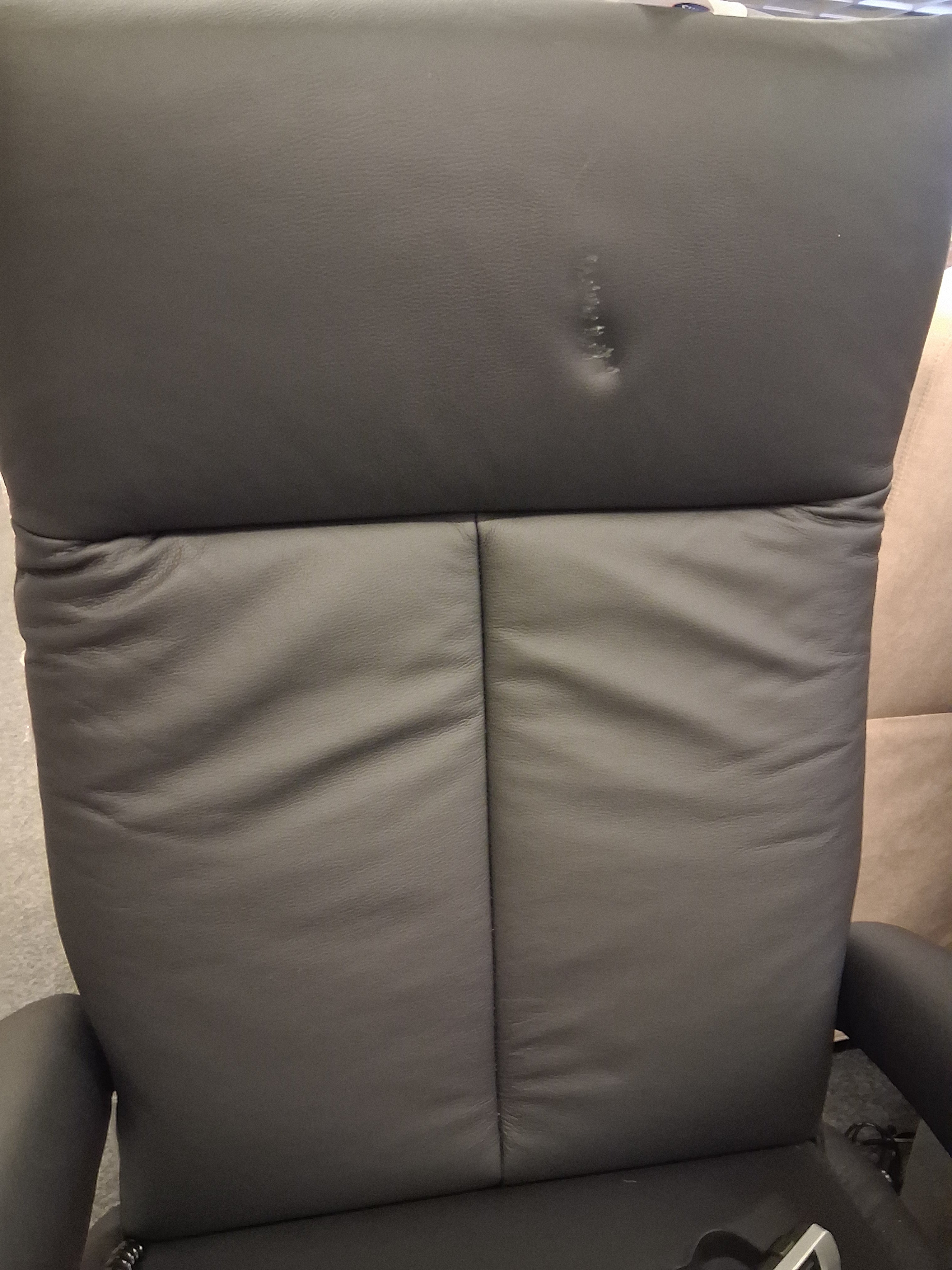 TV-Sessel mit elekt. Relaxfunktion 2.Wahl