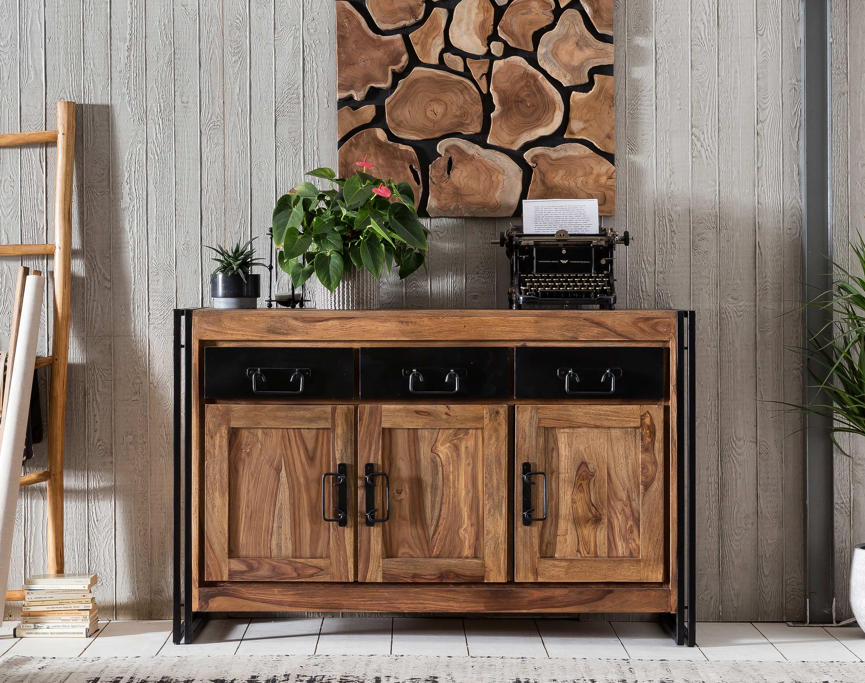 PANAMA Sideboard – Natur mit antikschwarz