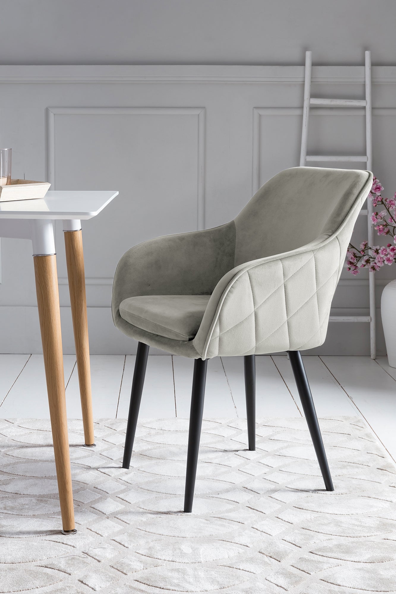 Sales Fever - Esszimmerstuhl Creme Samt