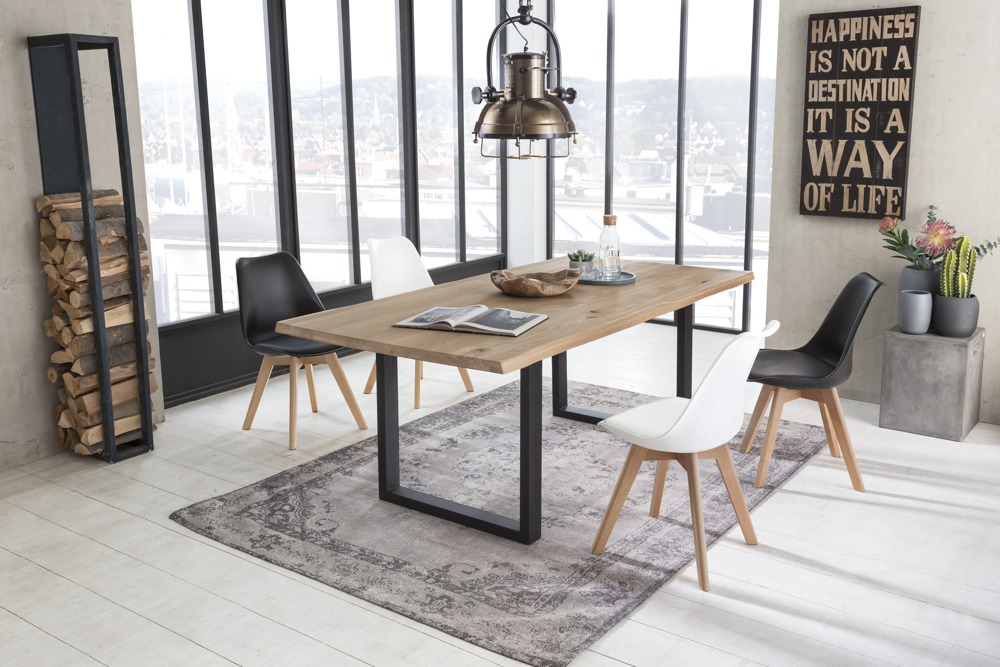 TABLES & CO Tisch 160x90 cm, Wildeiche, schwarzes Gestell – Platte natur, Gestell antikschwarz – Bild 8