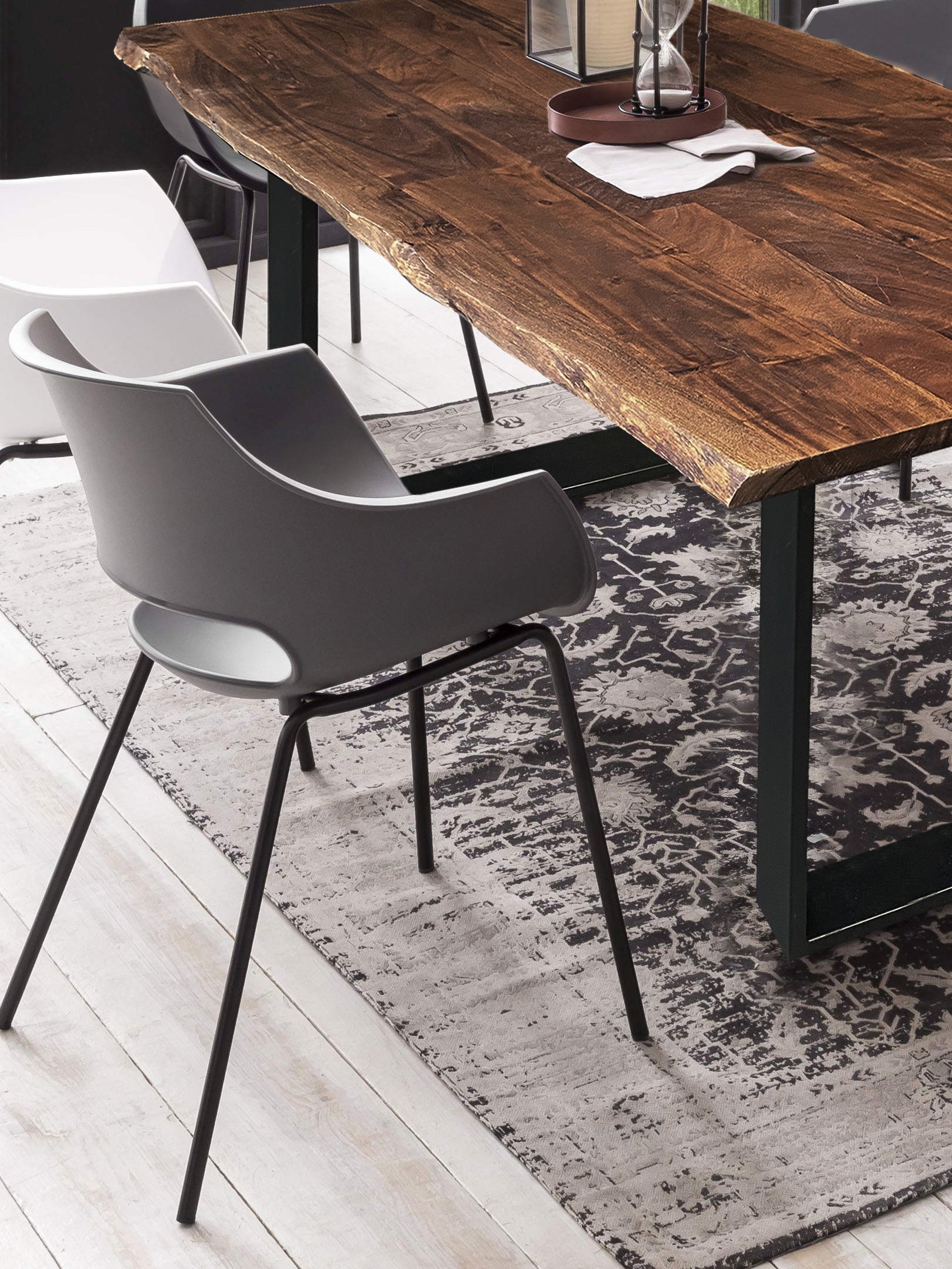 TABLES & CO Tisch 200 x 100 cm – Platte nussbaumfarbig, Gestell schwarz lackiert – Bild 5