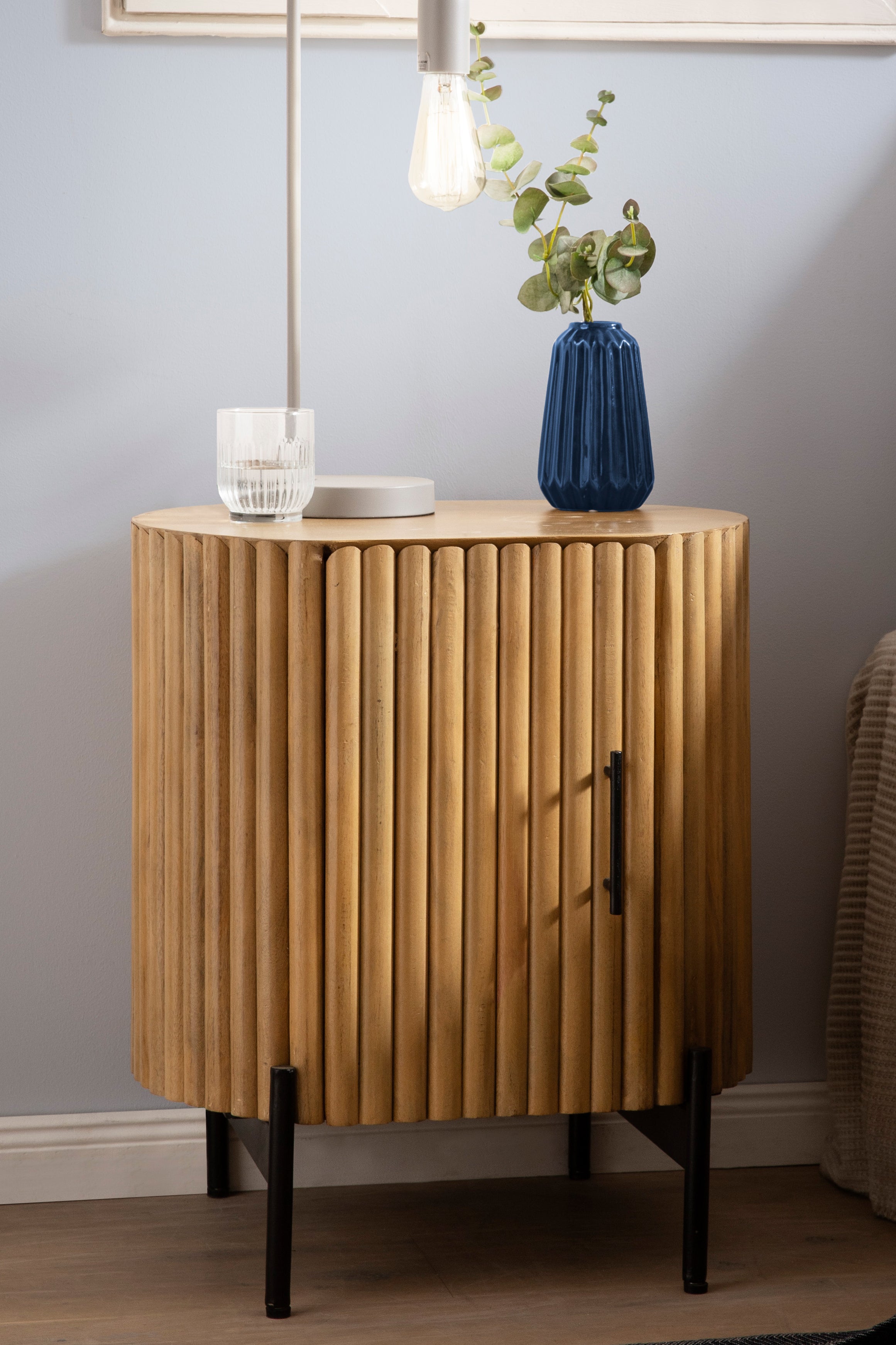 STRIPE Nachtkommode – Naturfarben, schwarz – Bild 5
