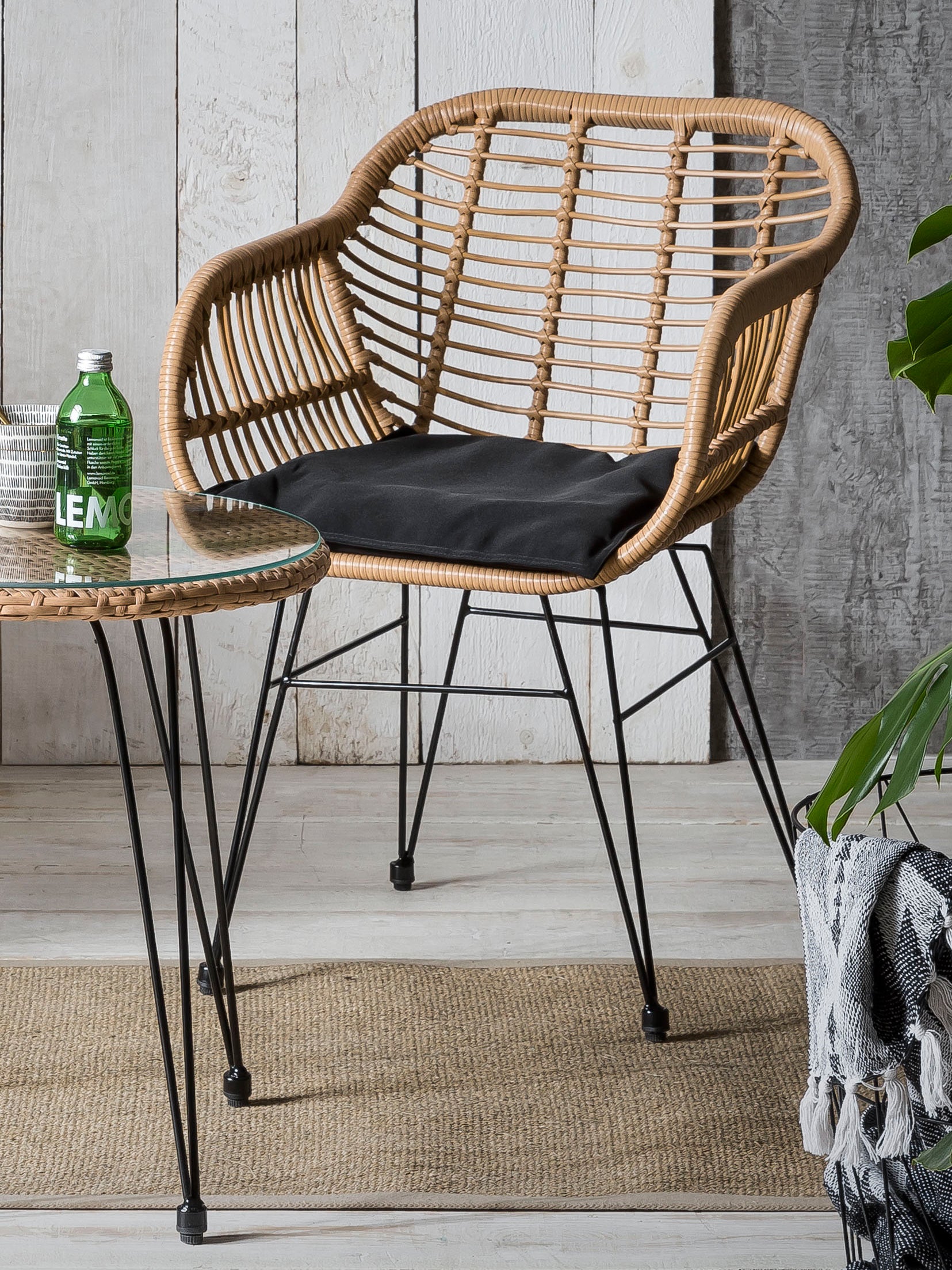 Garten Outdoor Sitzgruppe – Natur, Beine schwarz, Kissen schwarz – Bild 5