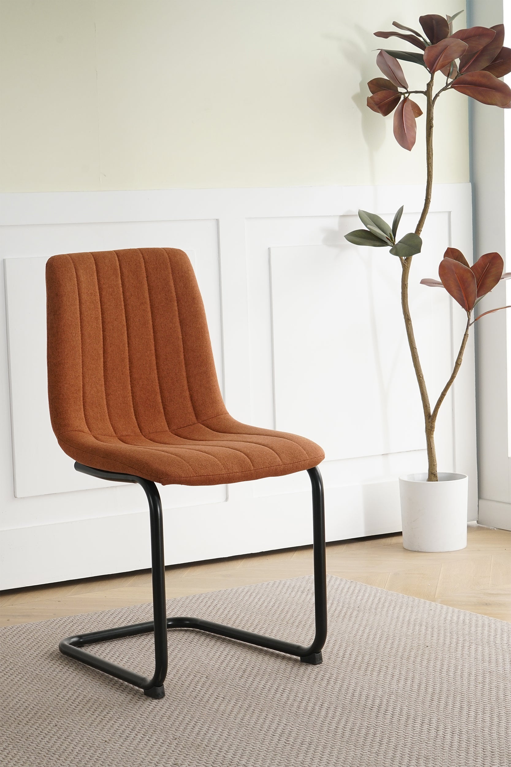 Stuhl, 2er-Set – Bezug braun, Beine schwarz – Bild 7
