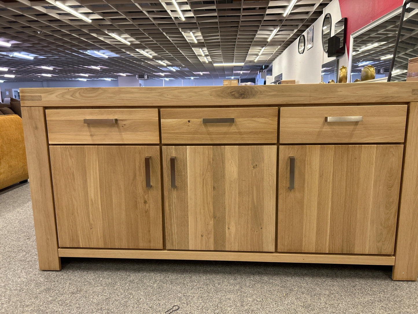 Sideboard