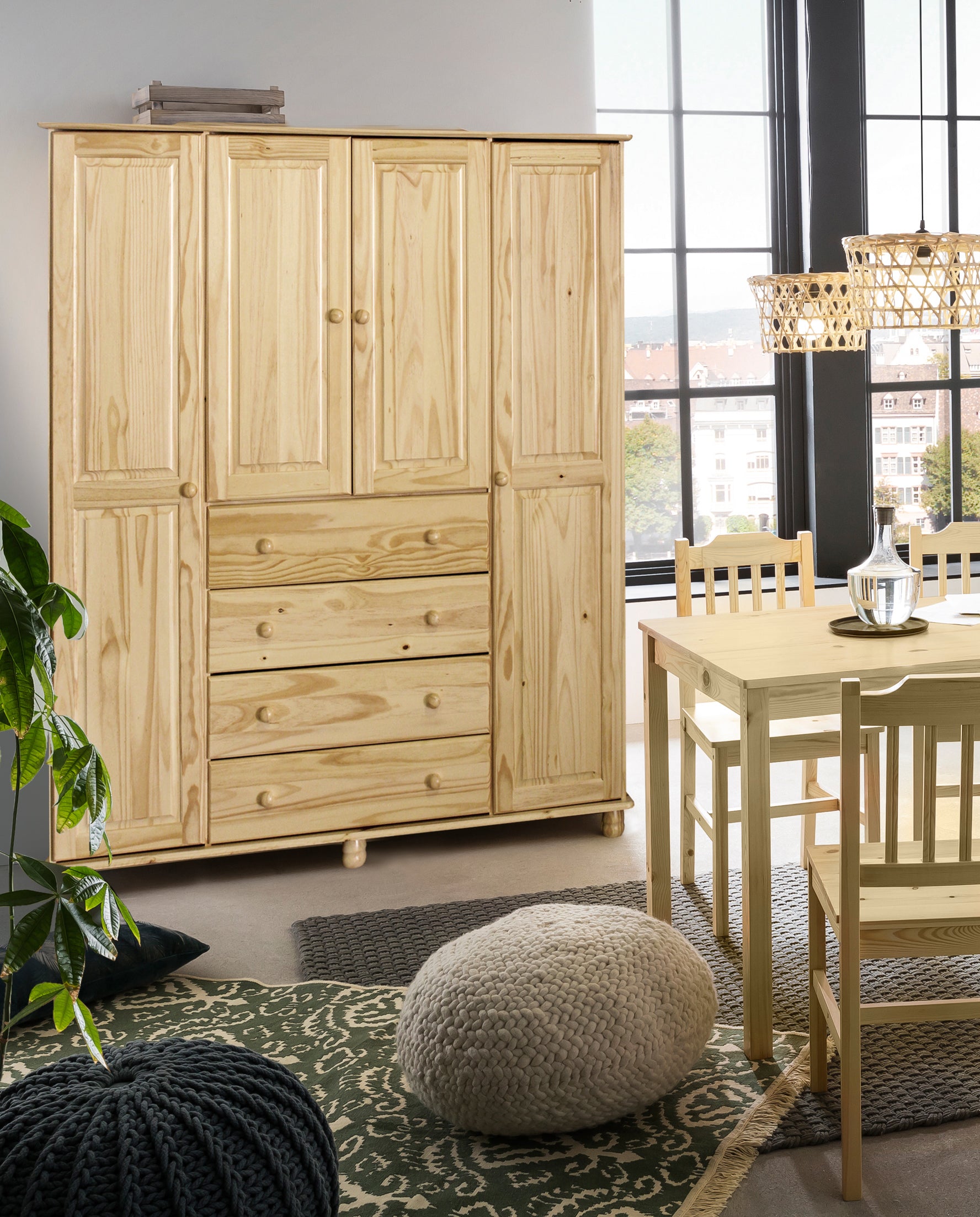 Möbilia - Kleiderschrank