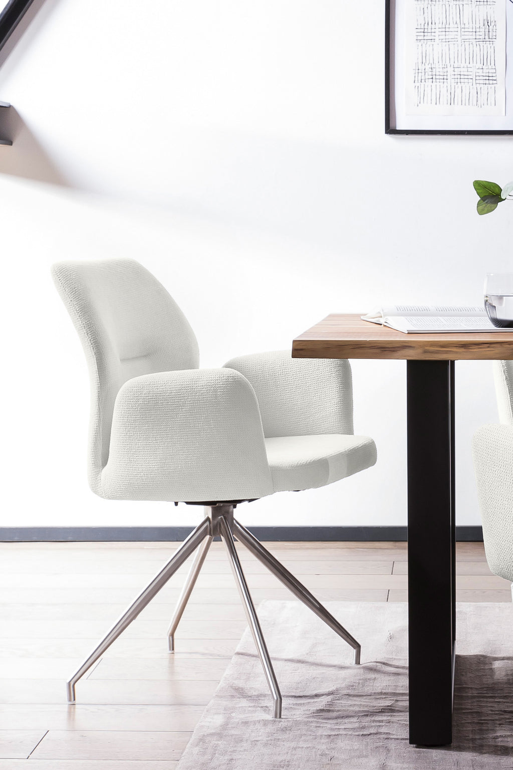 Sales Fever - Armlehnstuhl mit 180° Drehfunktion Creme