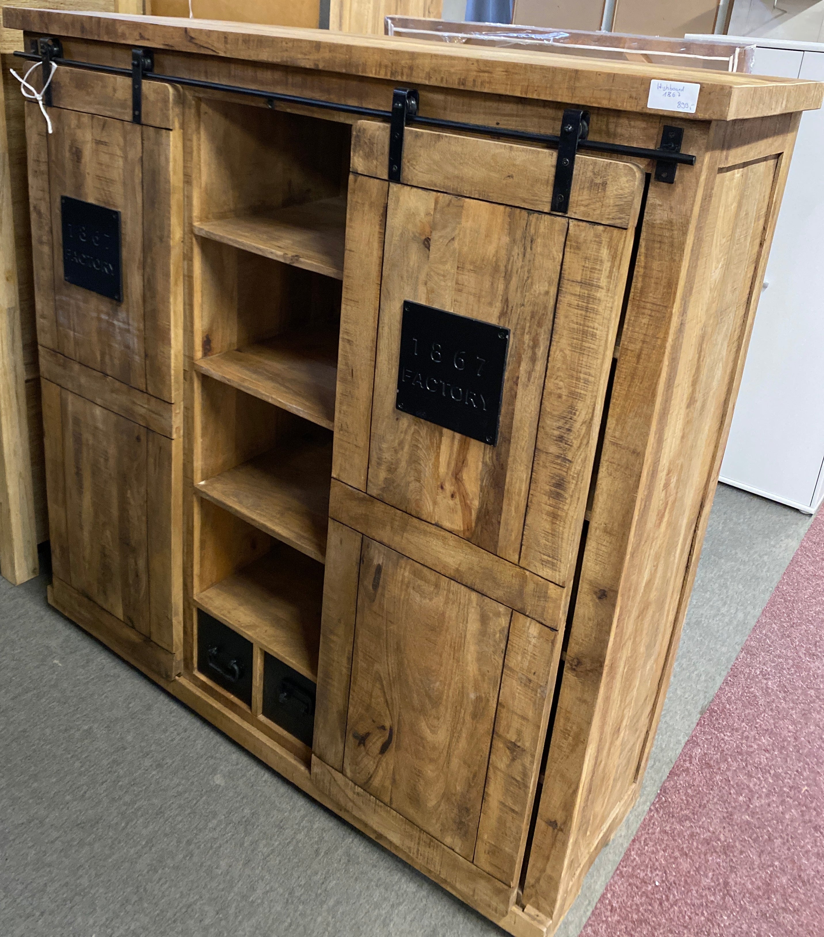 Highboard