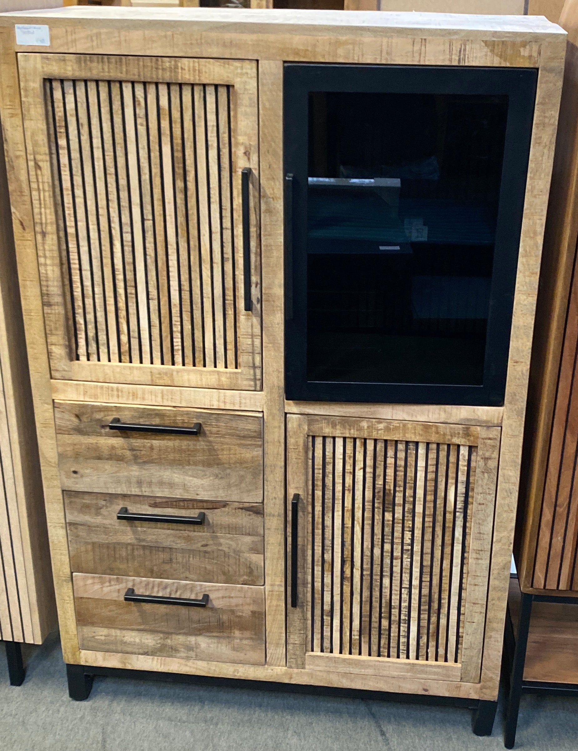Highboard