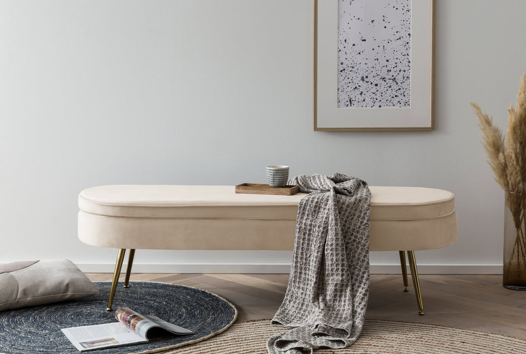 Sales Fever - Sitzpouf oval lang aus Samt Beige