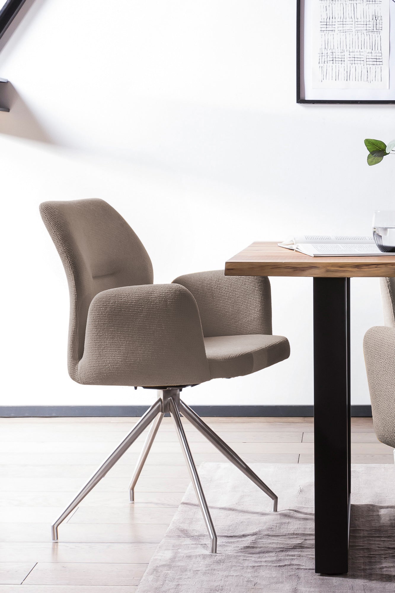 Sales Fever - Armlehnstuhl mit 180° Drehfunktion Braun