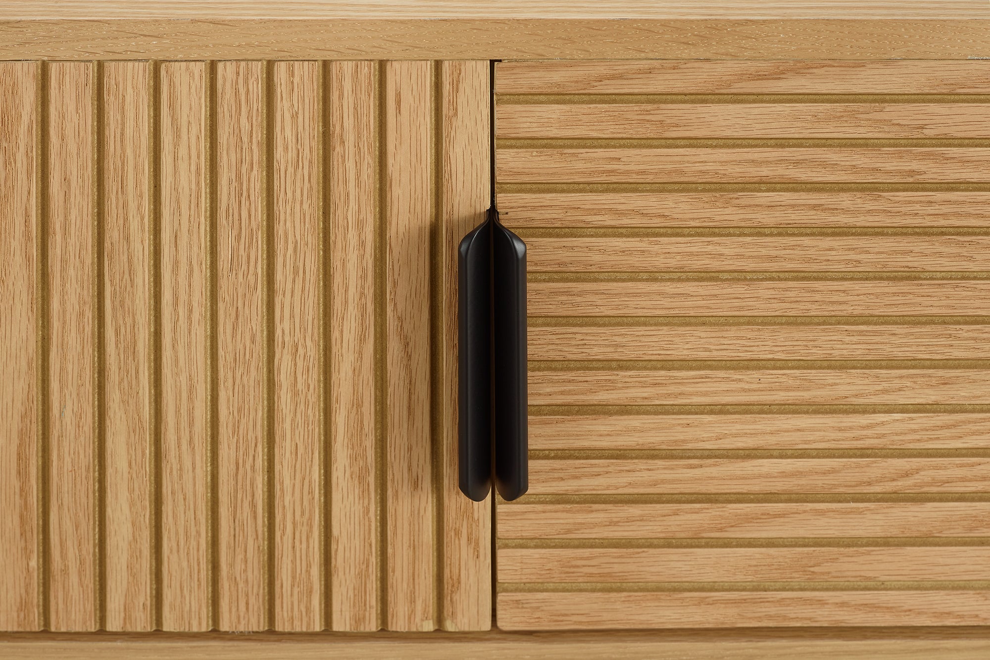 Sales Fever - Lowboard 160 cm Eiche Echtholzfurnier