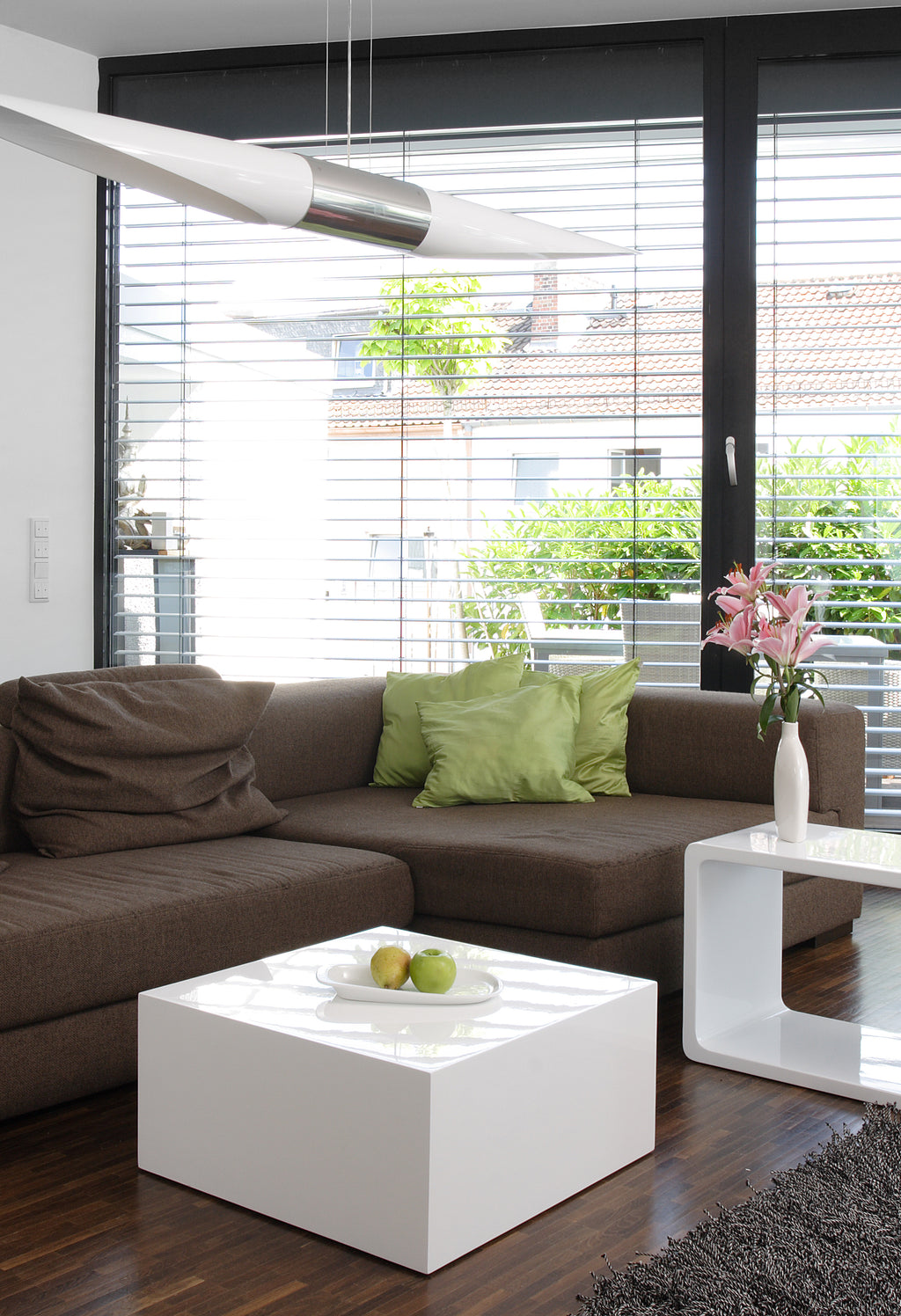 Sales Fever - Couchtisch 60x60x30cm weiß