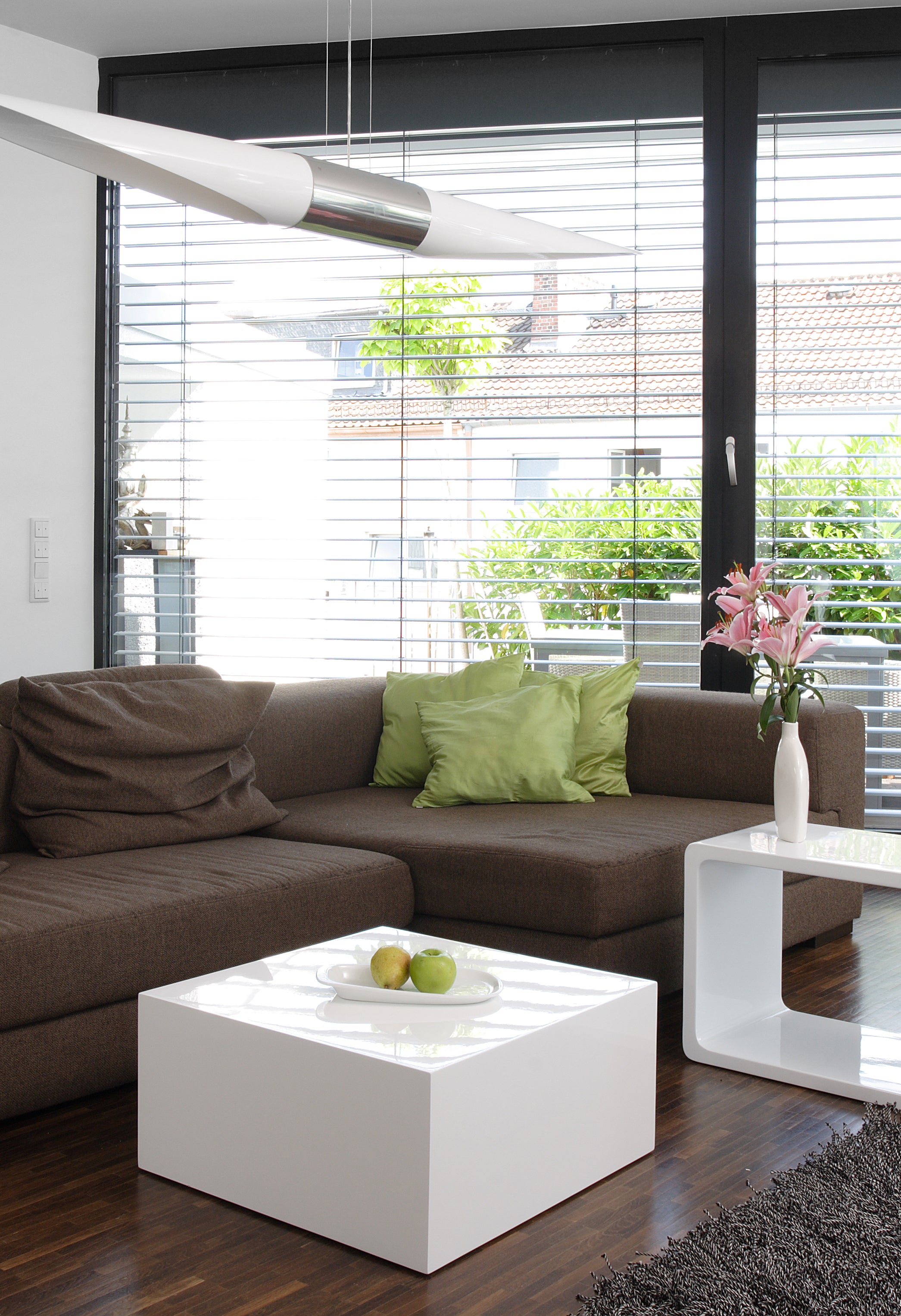 Sales Fever - Couchtisch 60x60x30cm weiß
