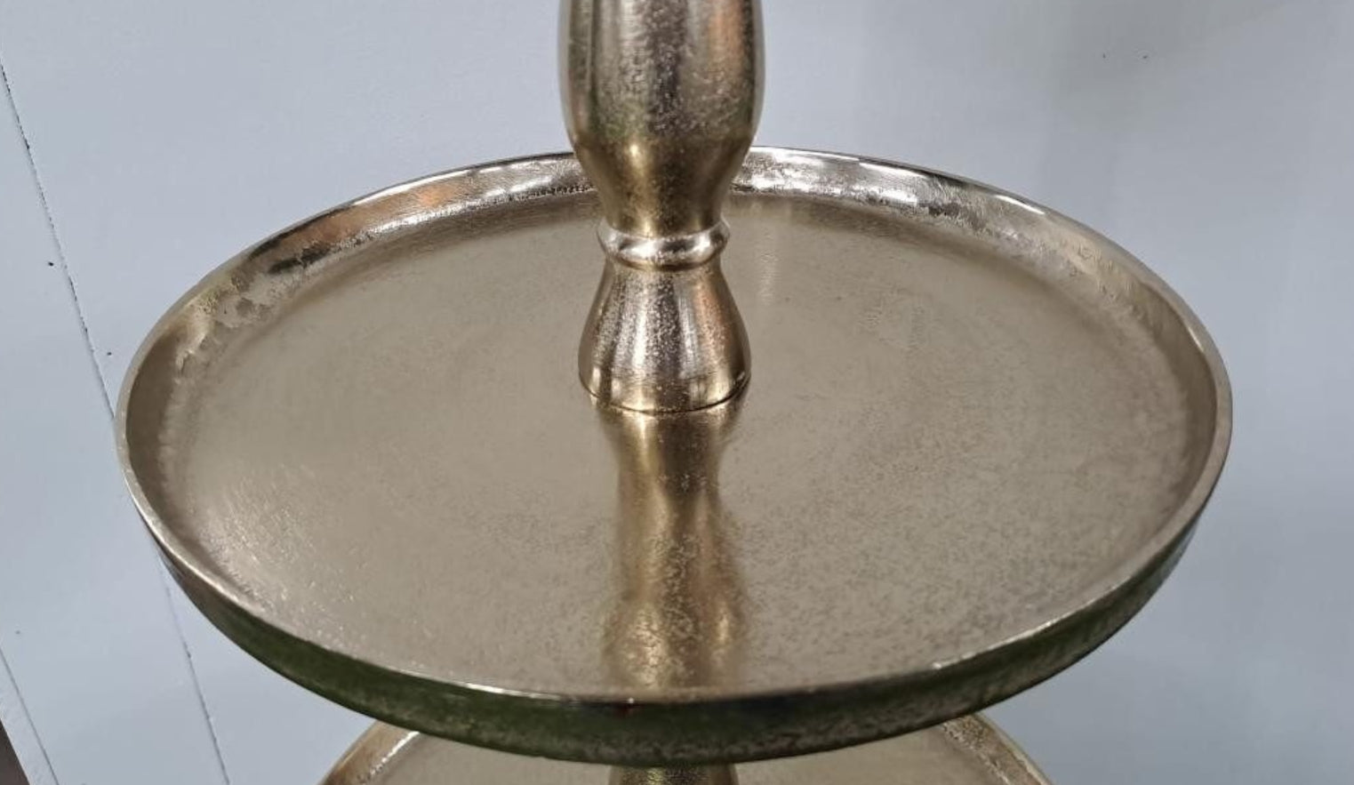 Etagere Brush gold 140cm