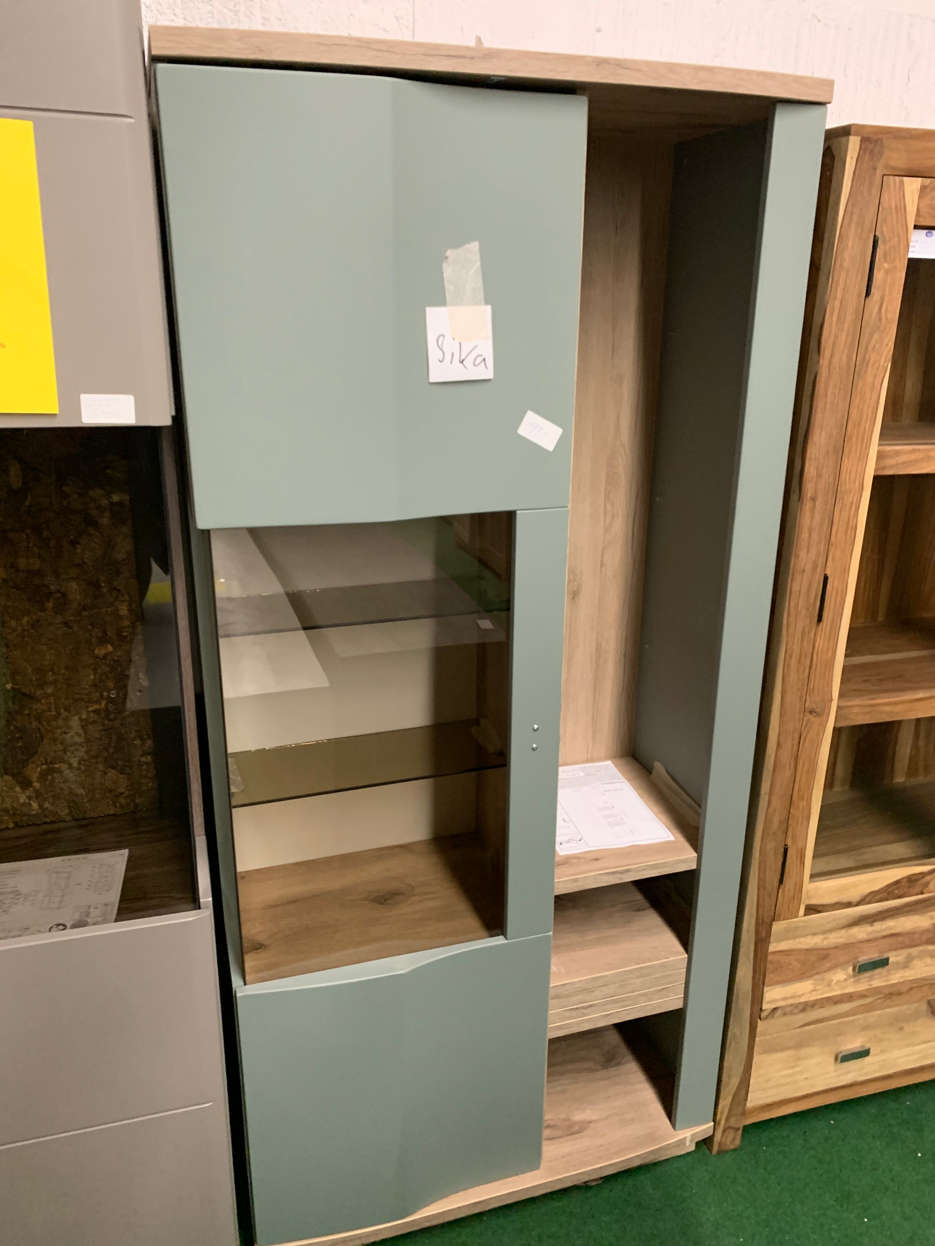 Schrank