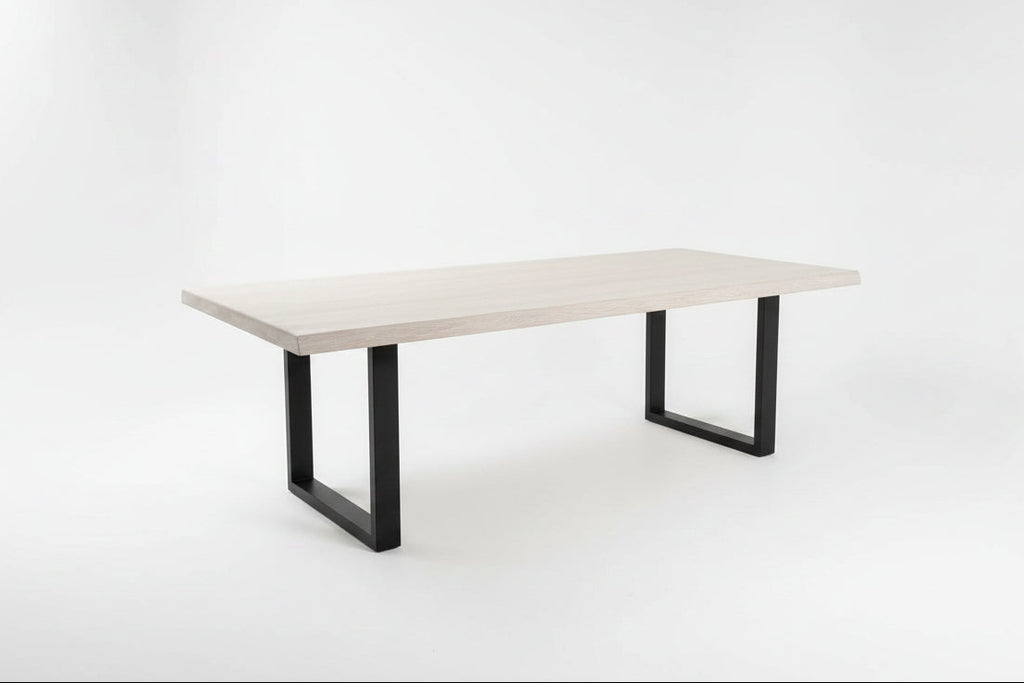Esstisch 220cm + 8x Schwingstühle