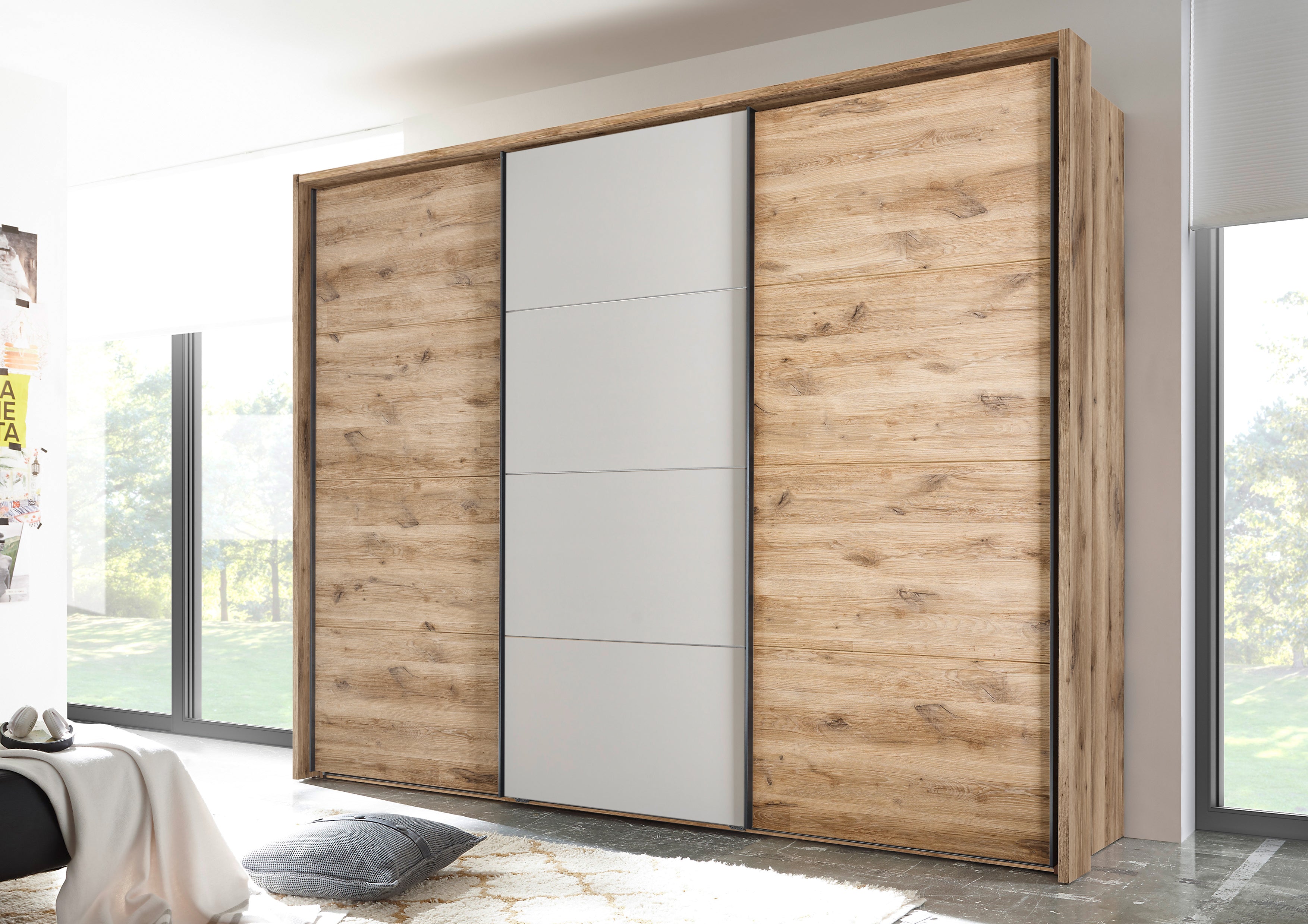 Schwebetürenschrank