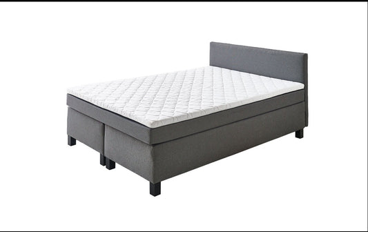 Boxspringbett in mehreren Größen erhältlich