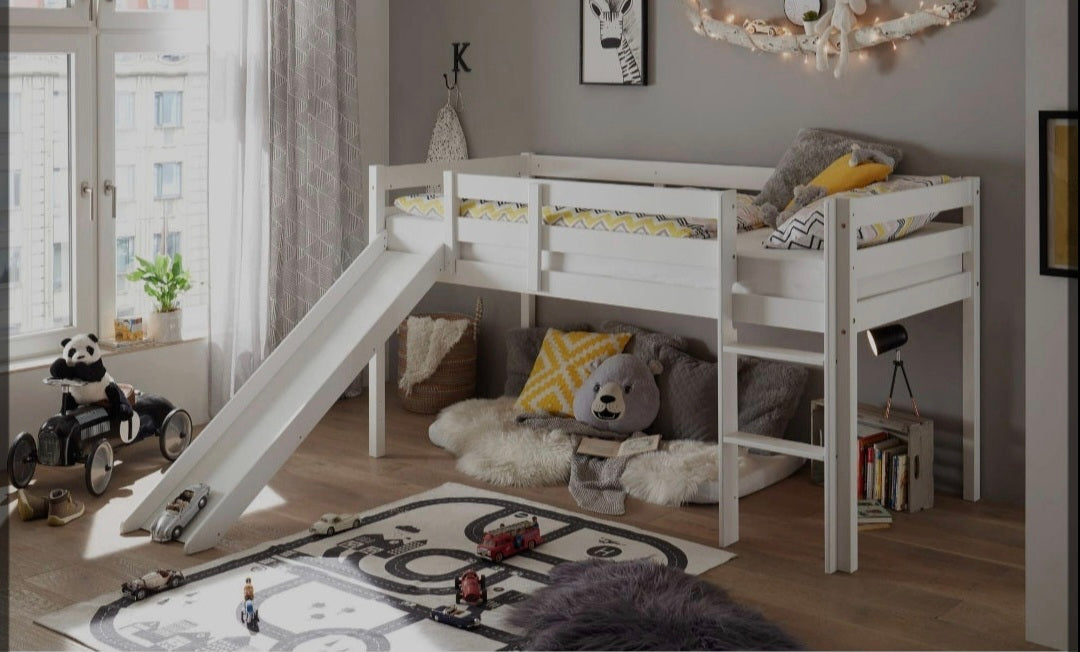 Hochbett mit Rutsche zum Abverkaufspreis