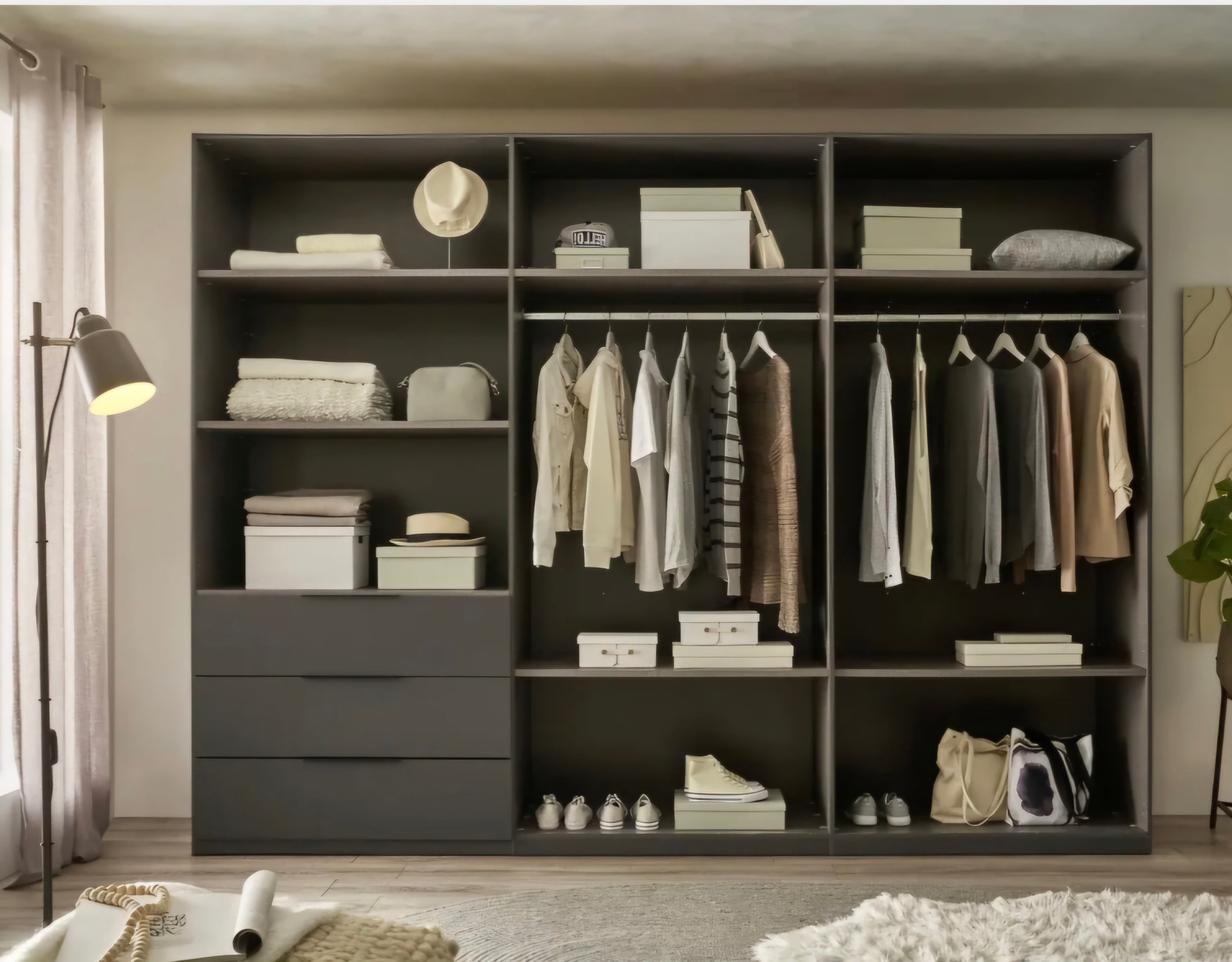 Kleiderschrank 6-türig / 2 verschiedene Farben