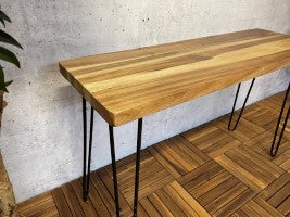 Beistelltisch / Konsolentisch