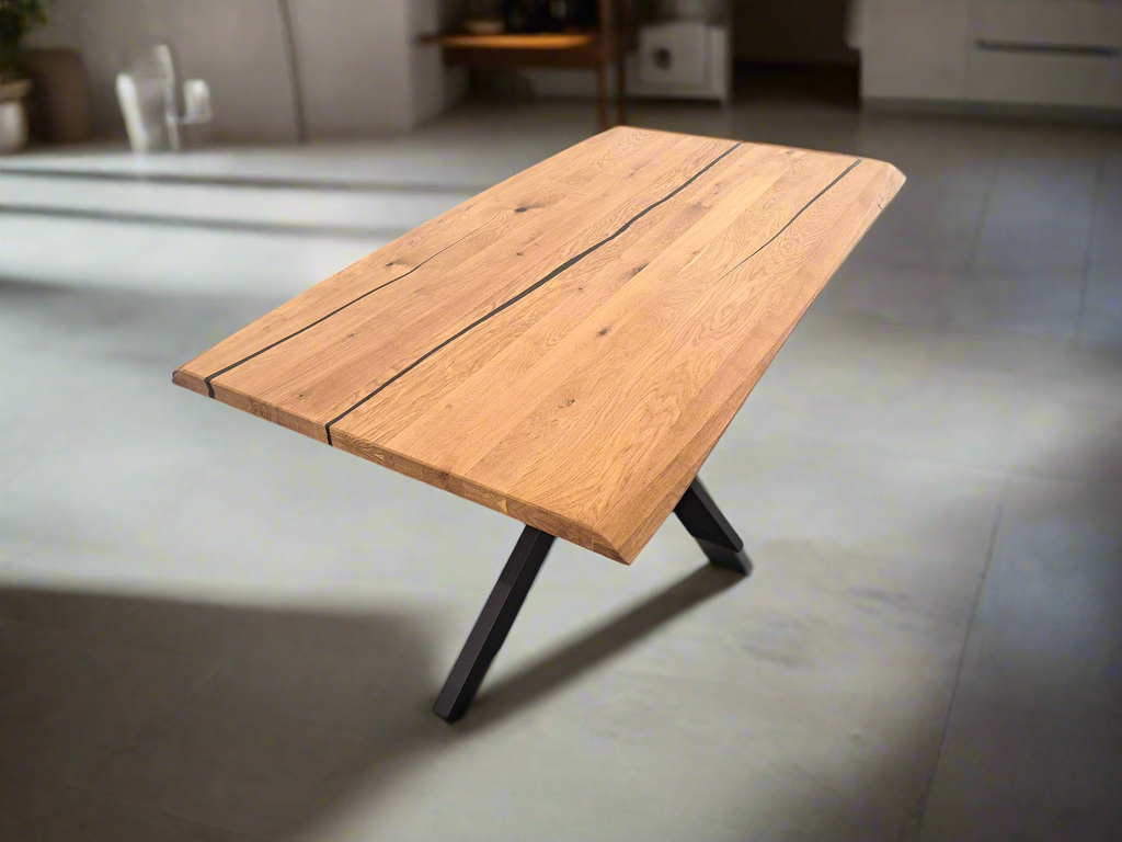 Esstisch 180 x 90 gedrehte Kante und schwarzer Epoxidharzfüllung