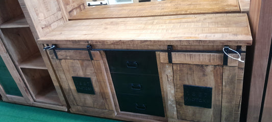 Sideboard