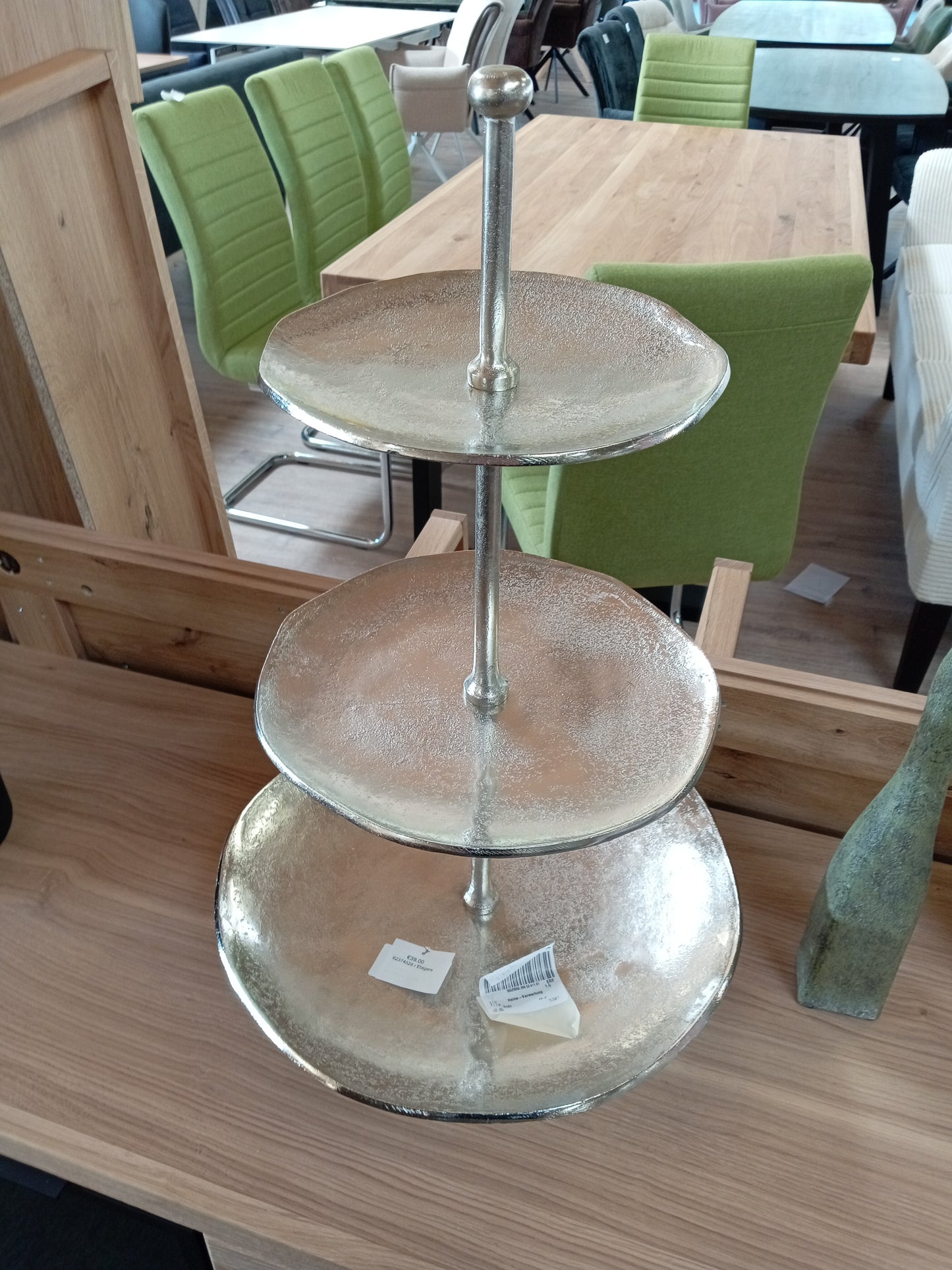 Etagere