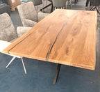 Esstisch mit Baumkante 180x100 Epoxidharzfüllung